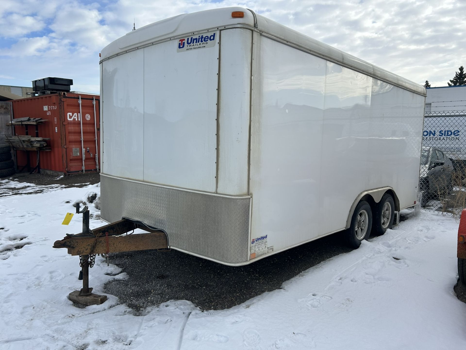 2012 UNITED TRAILERS INC. 16 FT X 8 FT ENCLOSED TRAILER, T/A, 7,000 LB GVWR, MANDOOR, REAR RAMP DOOR - Image 3 of 6