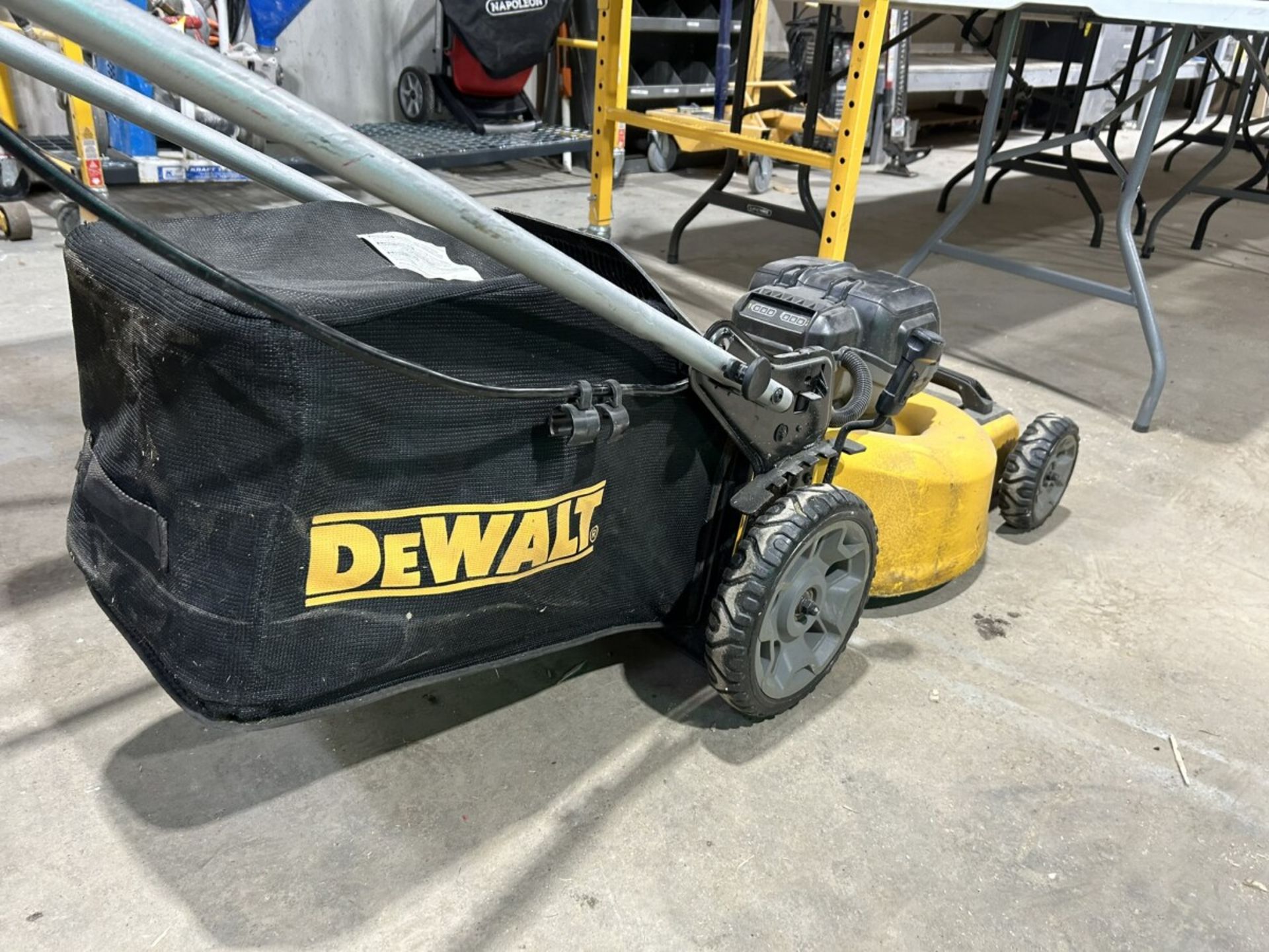 DEWALT CORDLESS PUSH LAWN MOWER - Image 3 of 9