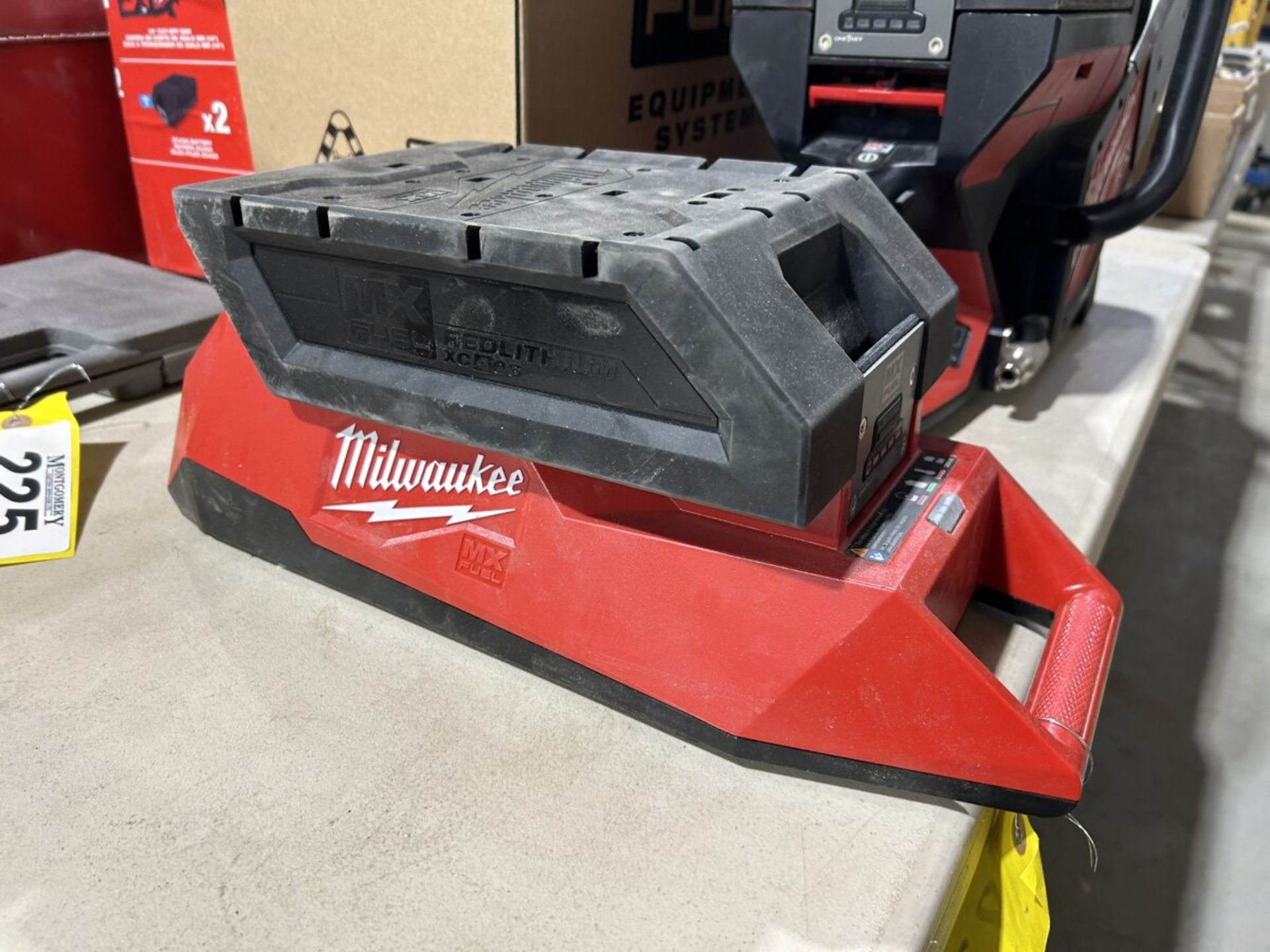 MILWAUKEE MXF314-2XC CORDLESS 14" DEMOLITION SAW W/ 2 XC406 BATTERIES AND CHARGER (USED ONE TIME) - Image 3 of 7