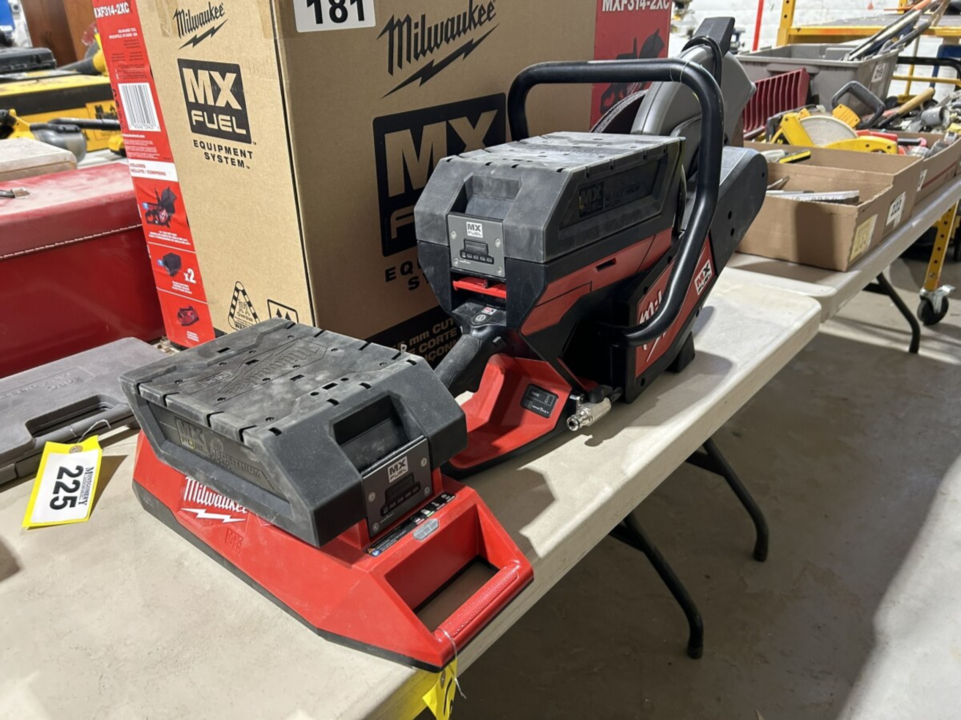 MILWAUKEE MXF314-2XC CORDLESS 14" DEMOLITION SAW W/ 2 XC406 BATTERIES AND CHARGER (USED ONE TIME) - Image 2 of 7