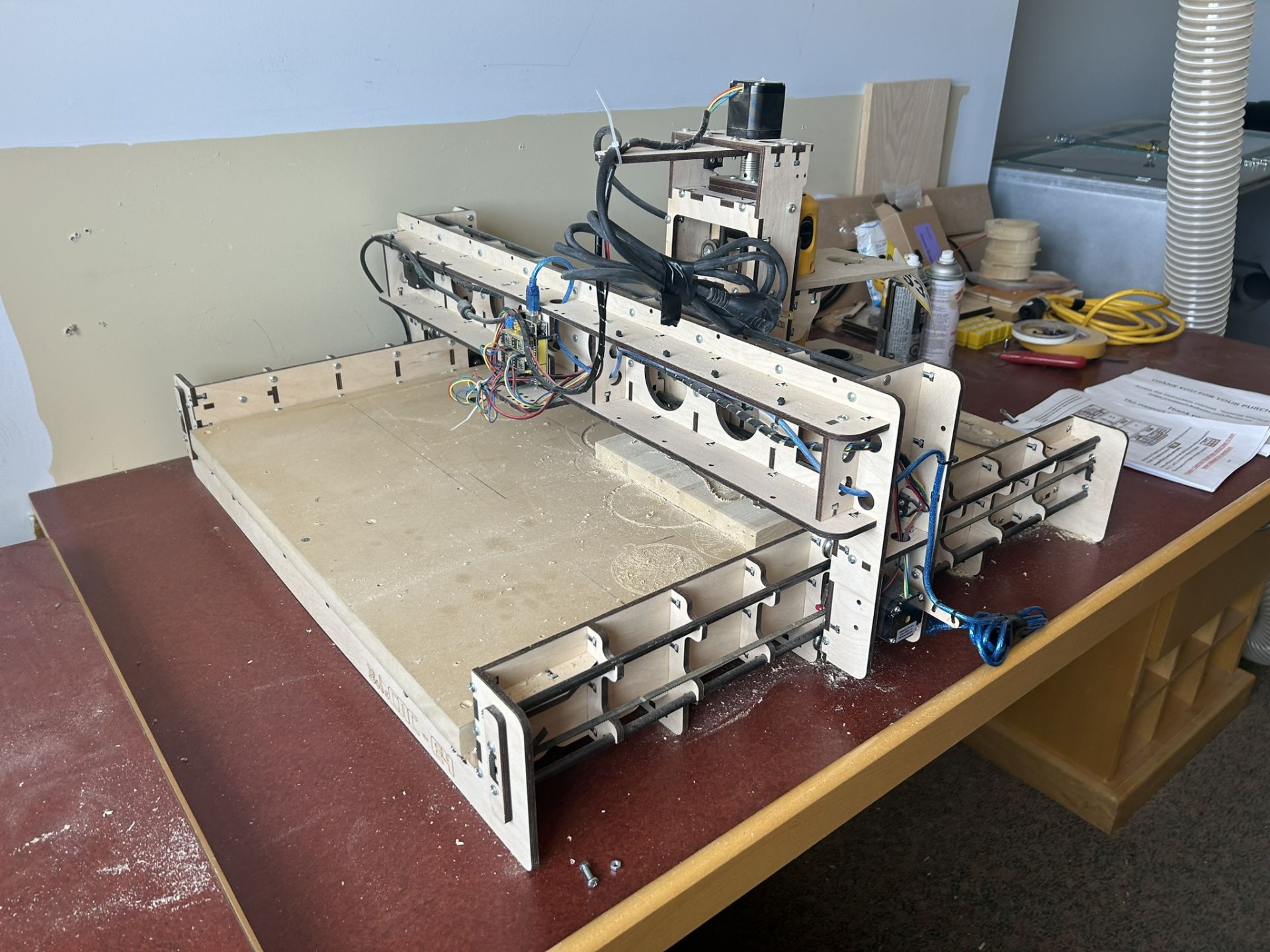 DESKTOP CNC ROUTER W/ DEWALT CUT OUT TOOL 24"X24" AND DUST HOOD (DUST EXTRACTION HOSE NOT INCLUDED) - Image 3 of 16