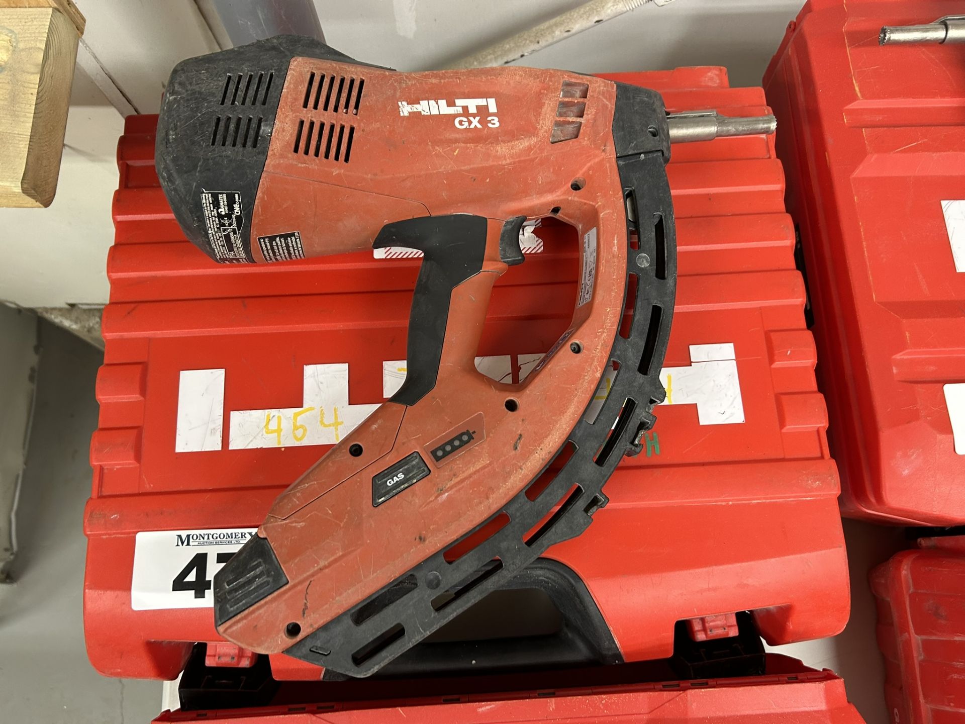 HILTI GX 3 GAS-ACTUATED FASTENING TOOL GAS NAILER WITH SINGLE POWER SOURCE FOR DRYWALL TRACK, - Image 3 of 6