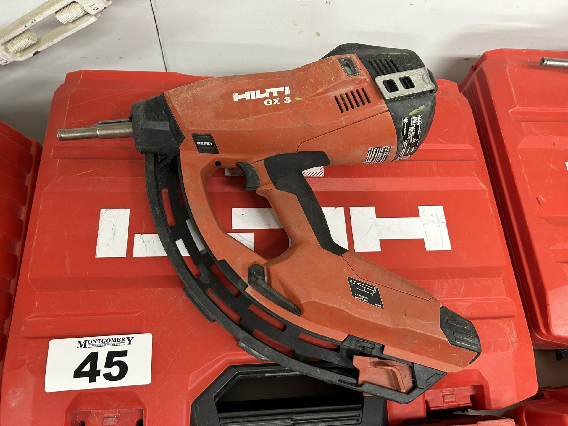 HILTI GX 3 GAS-ACTUATED FASTENING TOOL GAS NAILER WITH SINGLE POWER SOURCE FOR DRYWALL TRACK,