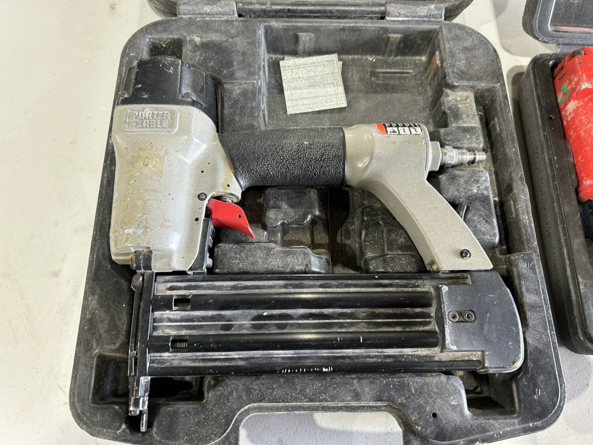 PORTER CABLE PNEUMATIC 2" 18 GA. BRAND NAILER & PERFORMANCE PLUS PNEUMATIC NARROW CROWN STAPLER - Image 3 of 8