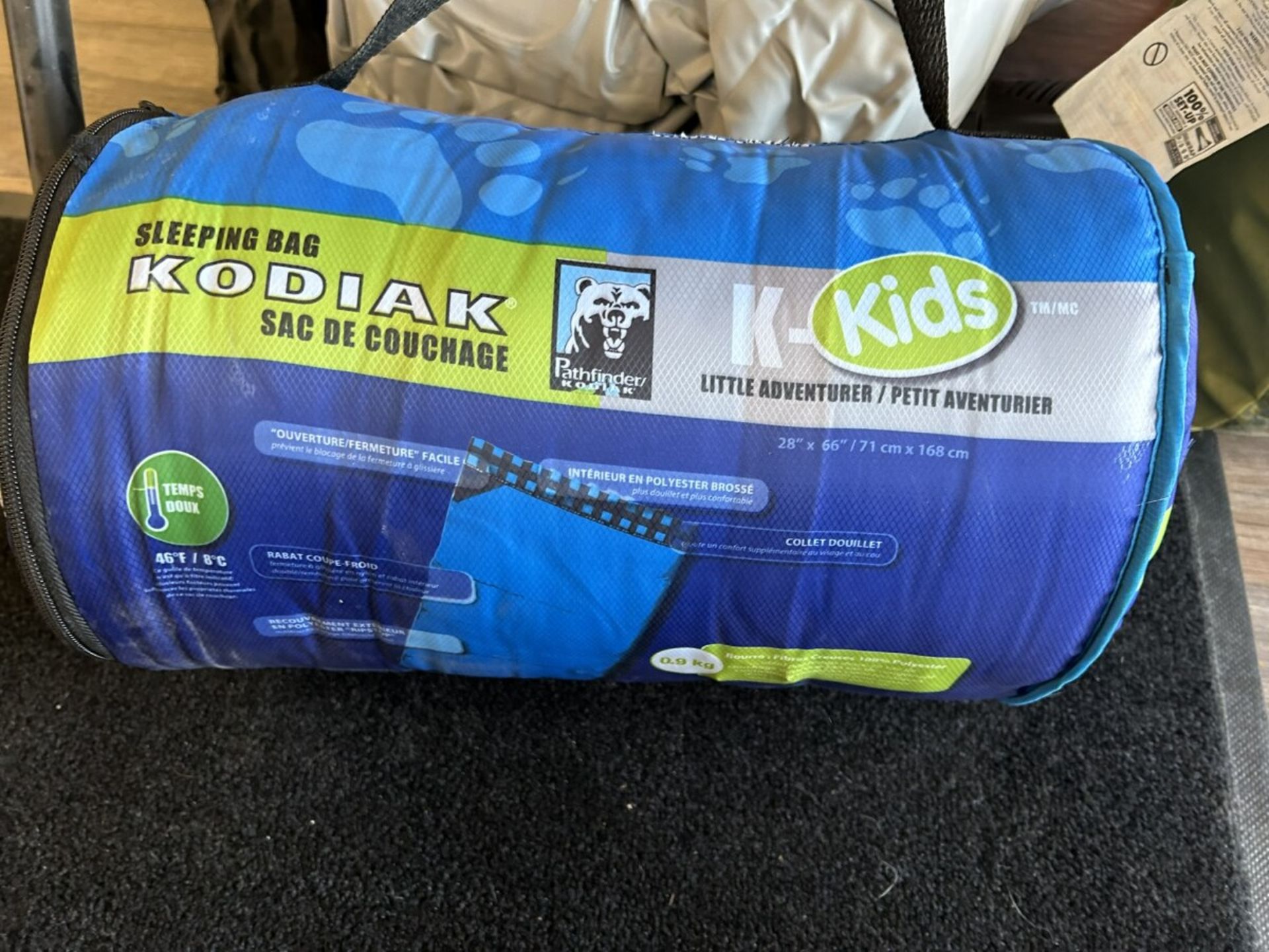 9'X9' INSTANT DOME TENT, AIR MATTRESS W/ PUMP, KODIAK KIDS SLEEPING BAG - Image 2 of 5