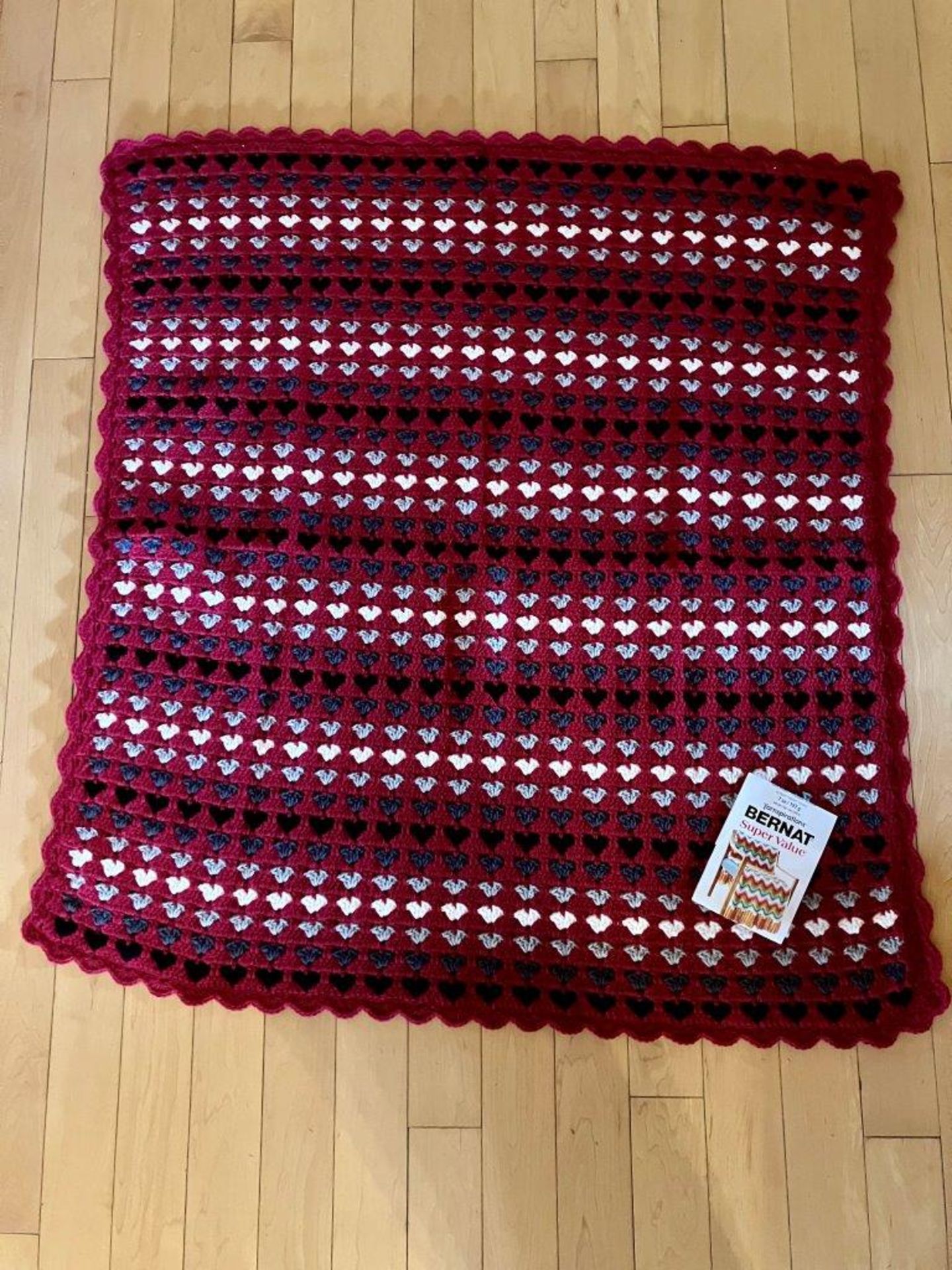 BEAUTIFUL HANDCRAFTED BABY AFGHAN