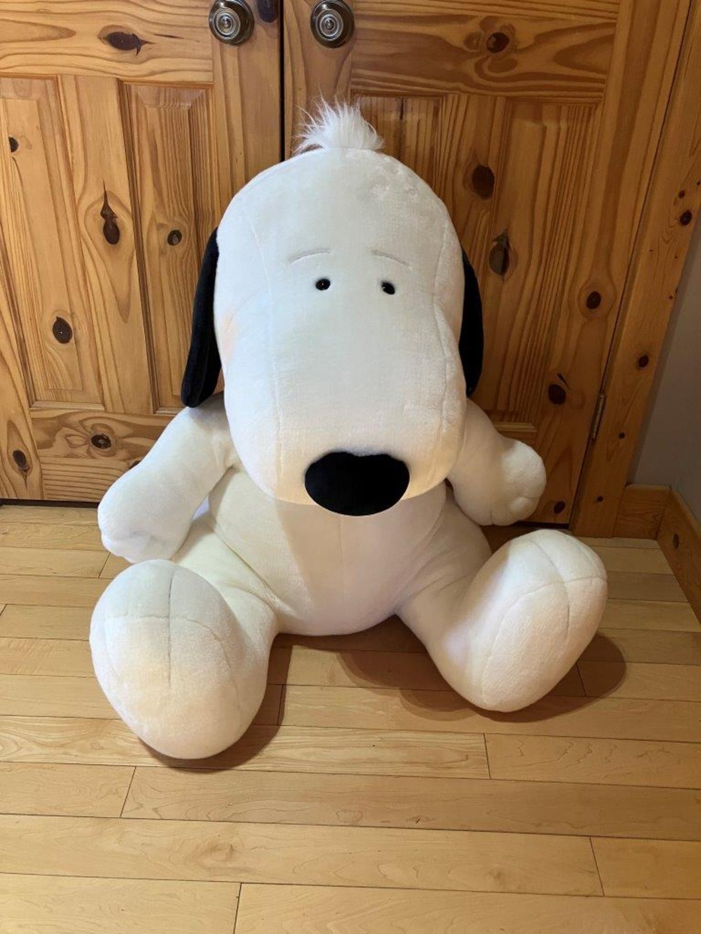 LARGE SNOOPY PLUSH TOY