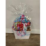 MAKKINGA MARKET SWEET GIFT BASKET