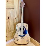 YAHAMA ACOUSTIC GUITAR SIGNED BY COUNTRY MUSICIANS