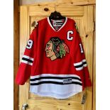 CHICAGO BLACKHAWKS SIGNED JERSEY (JONATHAN TOEWS)