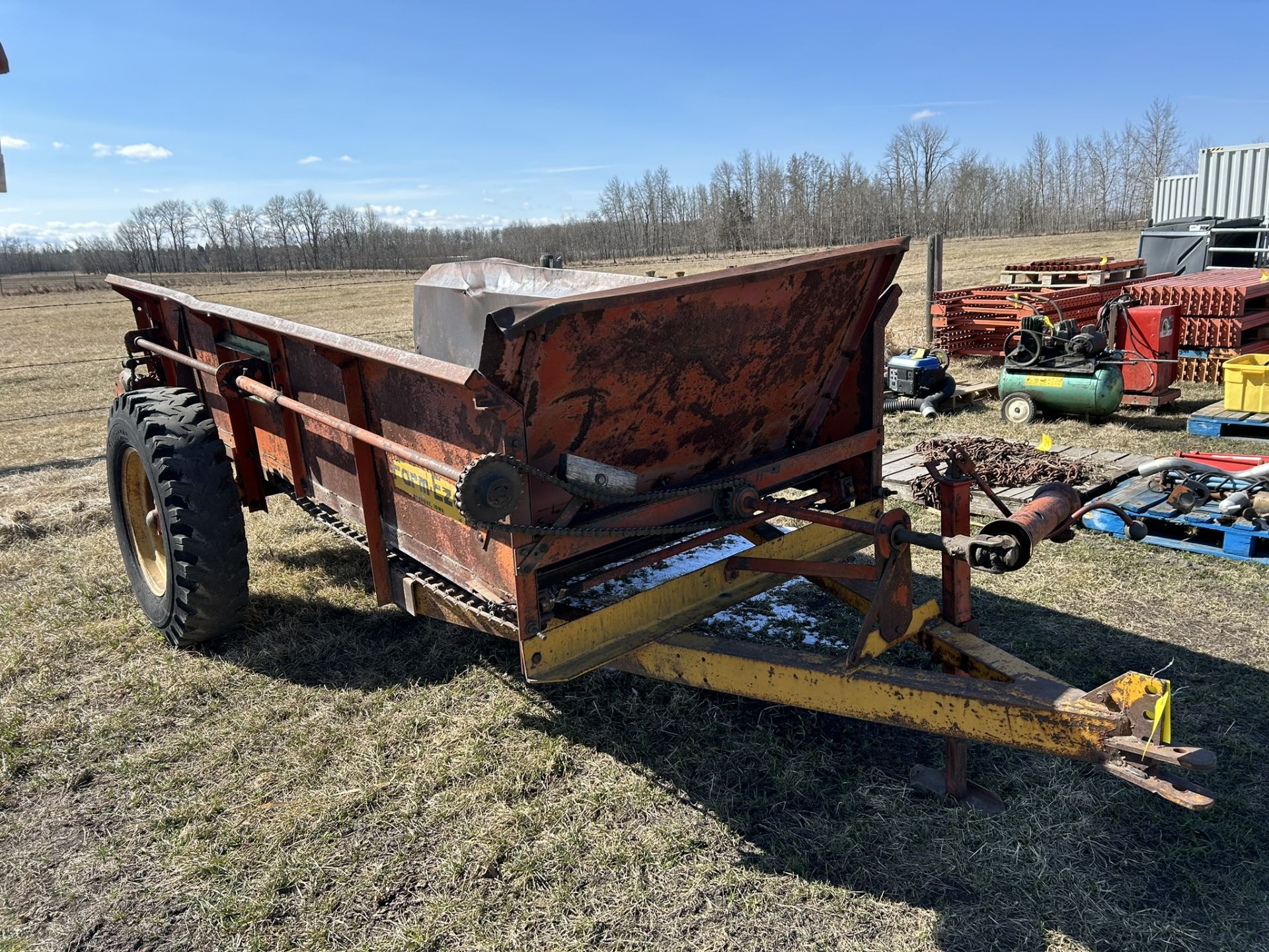 FARM EZE S/A MANURE SPREADER (NO BEATERS) - Image 2 of 6