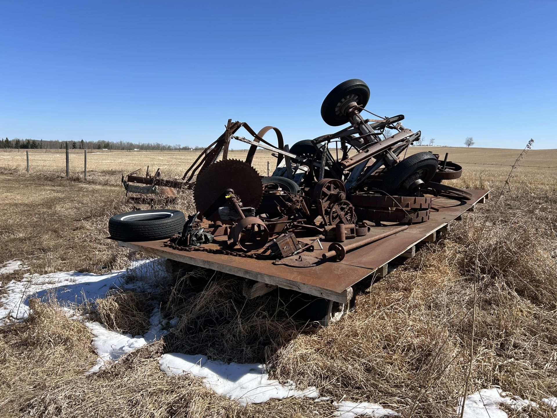 **OFFSITE** ASSORTED SCRAP STEEL, ANTIQUES, SHEET STEEL, WAGON, ETC. - LOCATED 40515 RANGE ROAD 245,