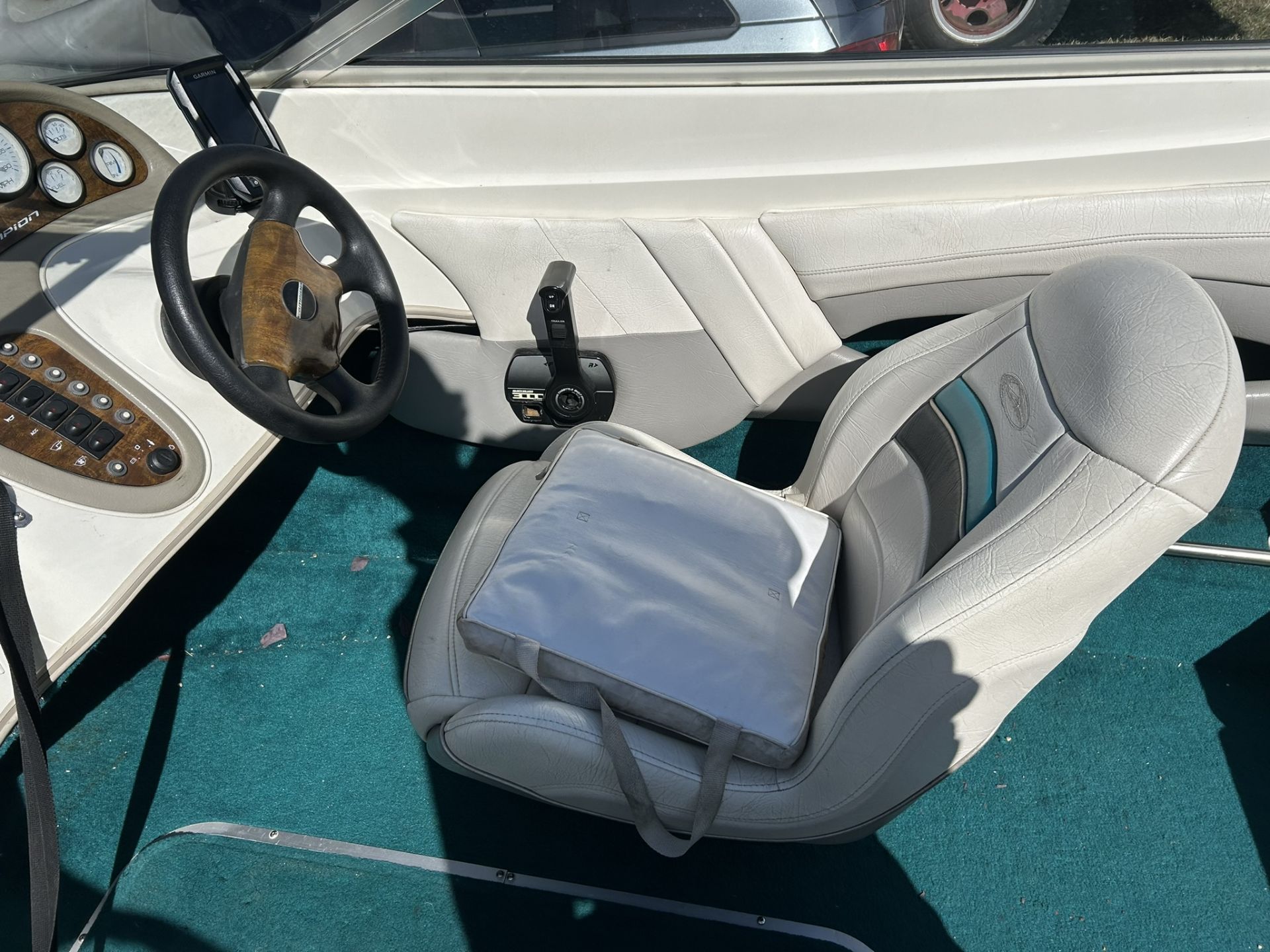 1998 CAMPION ALLANTE INBOARD MOTOR BOAT, W/ MERCRUSIER ALPHA ONE 5.7 LITRE ENG. S/N ZB1S6576F798 & - Image 7 of 12
