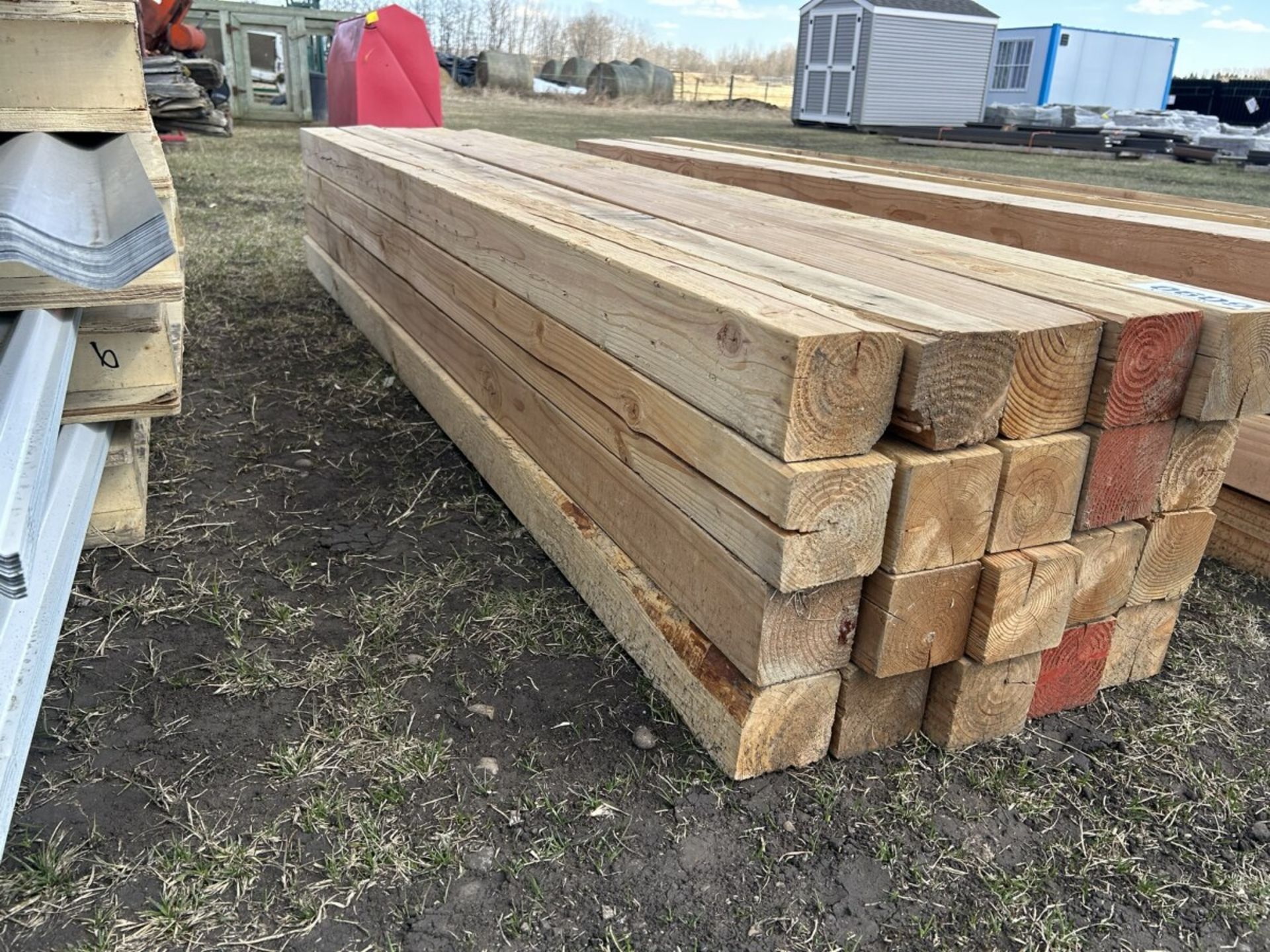 L/O - 20 - 4"x4"x7.5' TIMBERS - SPRUCE - Image 3 of 4