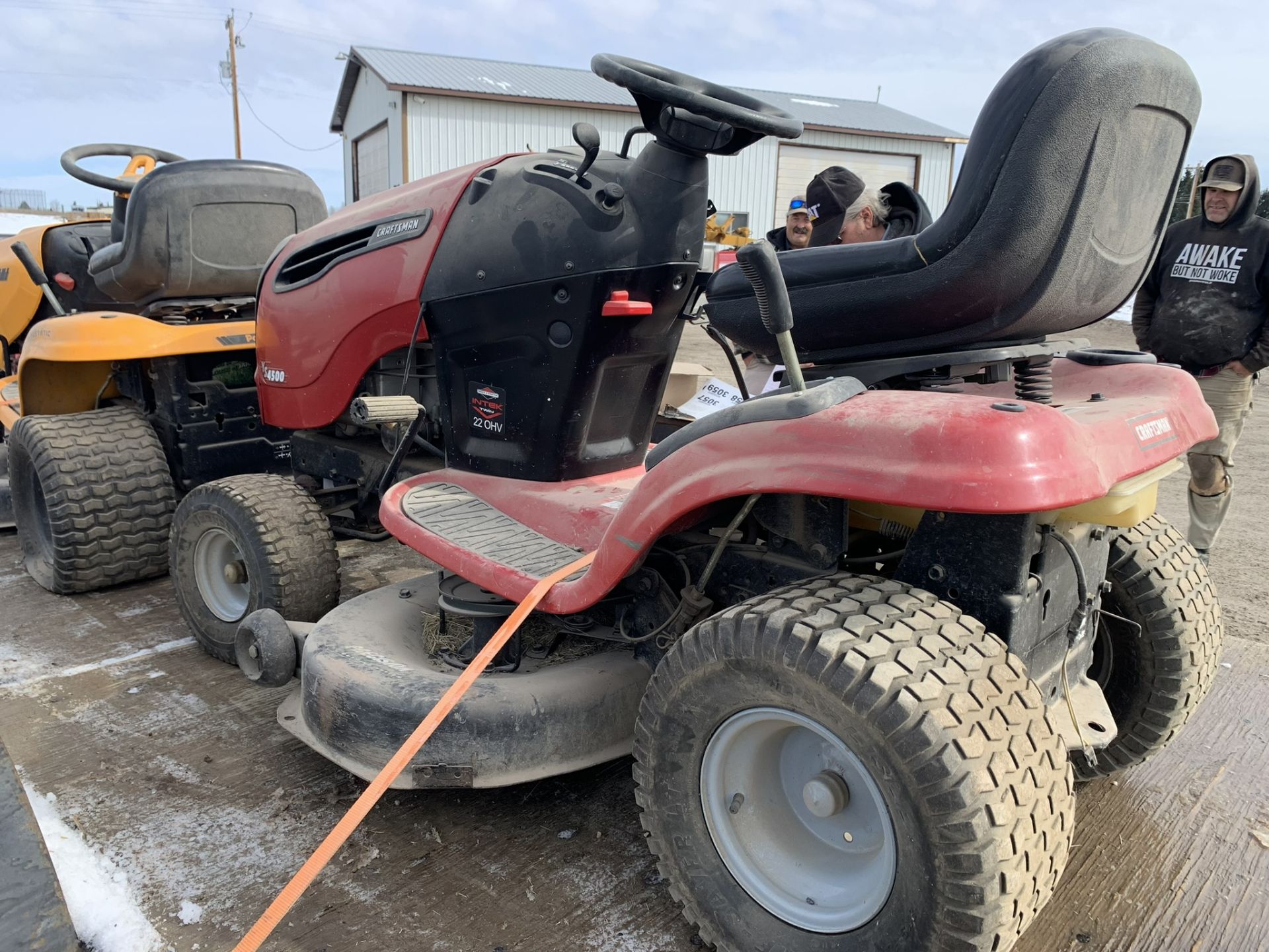 **OFFSITE** CRAFTSMAN YS4500 X 22HP LAWN TRACTOR W/42 INCH MOWER DECK, HYDROSTATIC, S/N 092508D - Image 3 of 5