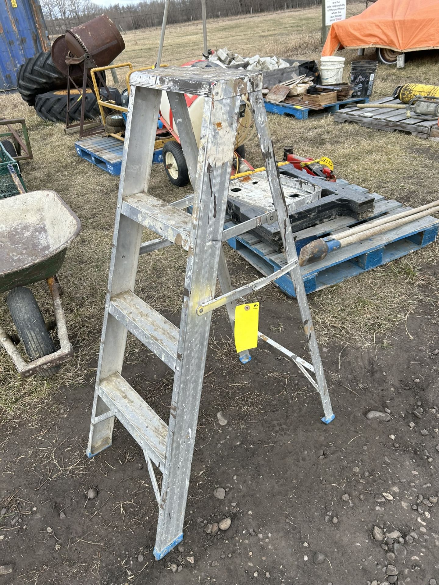 FOLDING POLY SAW HORSES, TROLLEY JACK, CLAMSHELL POST HOLE DIGGER, ALUM. LADDER - Image 5 of 5