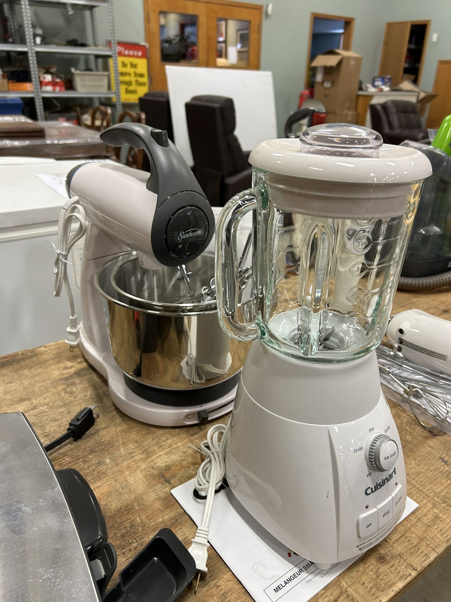 CUISINART FOOD BLENDER, SUNBEAM STATIONARY MIXER - Image 2 of 5