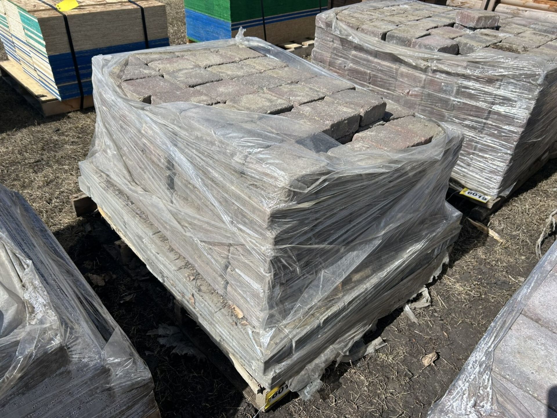 P/O MIXED PAVING STONE