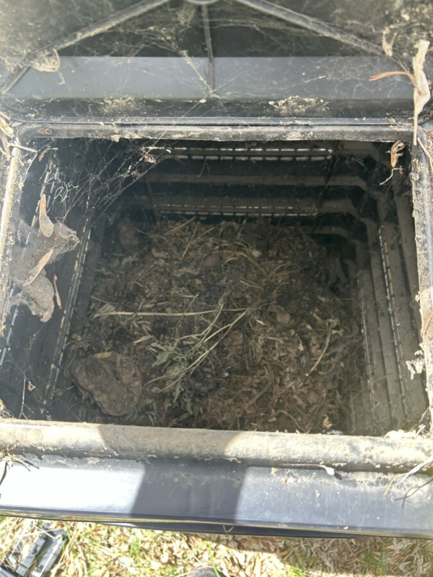 SCEPTER POLY COMPOST BIN - Image 3 of 3