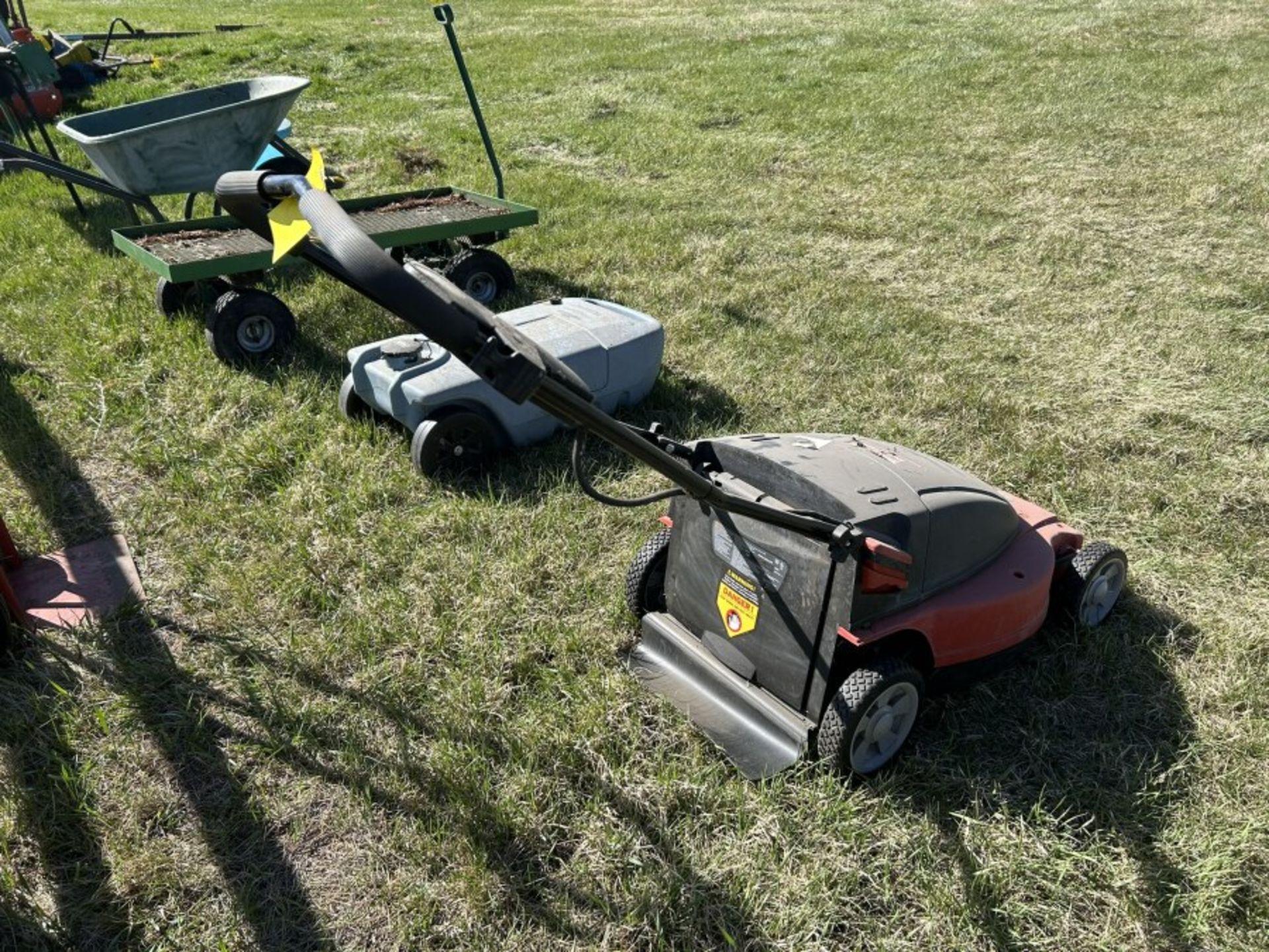 CRAFTSMAN ELECTRIC LAWN MOWER - 19" - Image 7 of 8