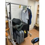 L/O - CLOTH RACKS, CLOTHS & LUGGAGE