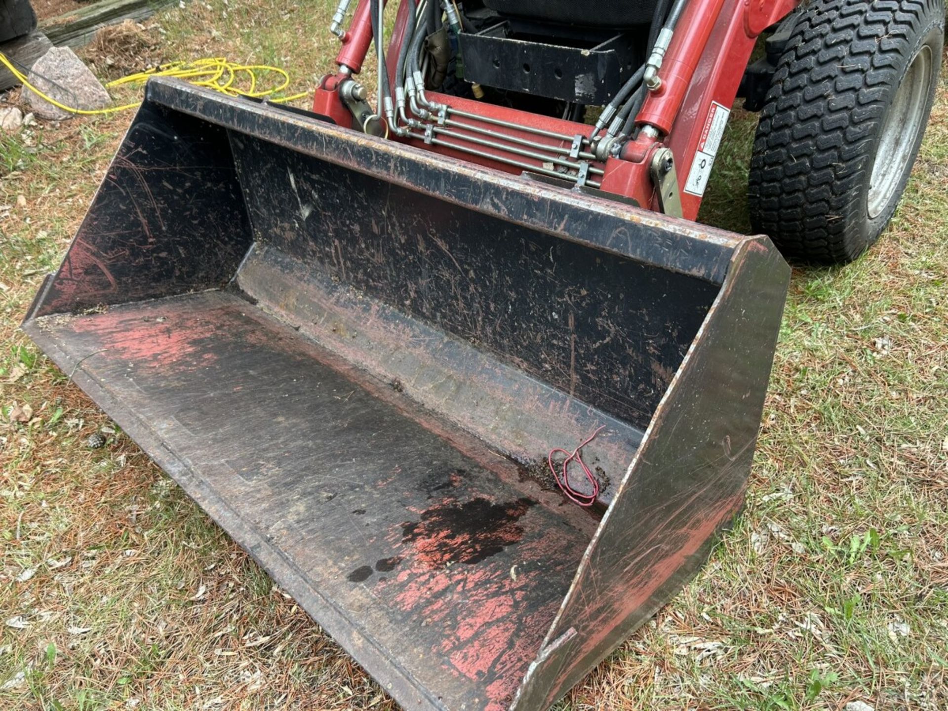 CASE IH DX26 4X4 COMPACT TRACTOR W/ LX112 FEL & 3PT -1064 HRS S/N HDG410134 - Image 5 of 16