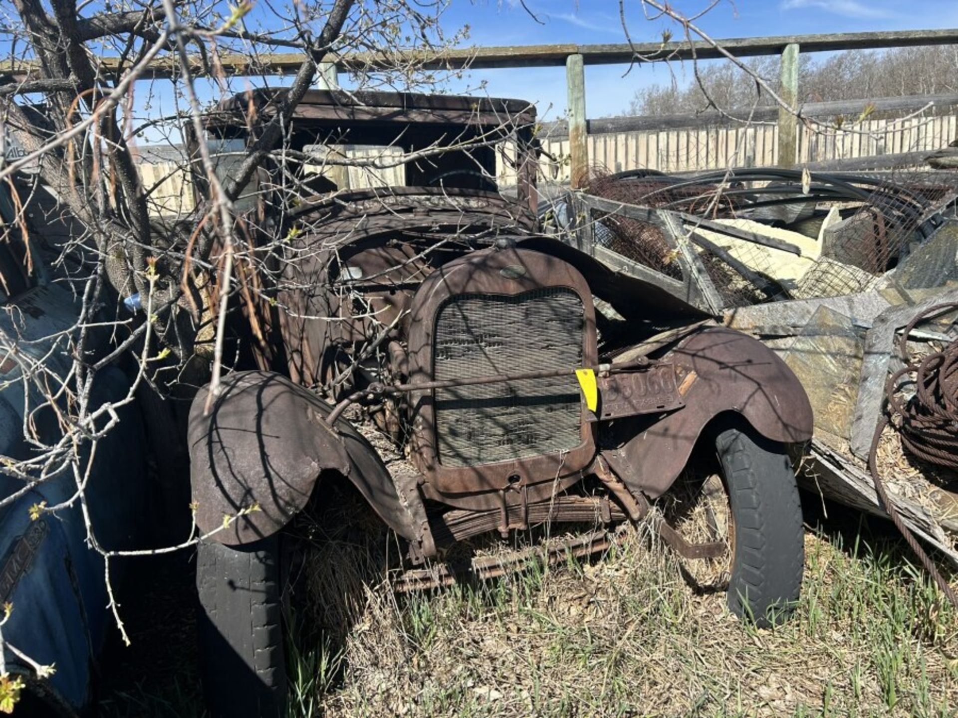 1928 FORD MODEL AA (PROJECT) LOCATED AT FARM 22 KM EAST OF PONOKA - Image 2 of 7