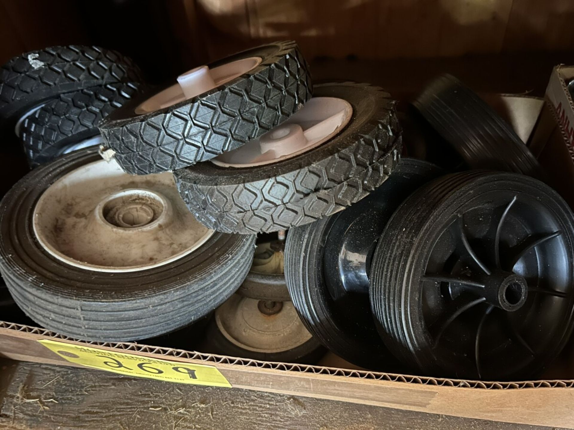 L/O ASSORTED WHEELS AND CASTERS - Image 3 of 3