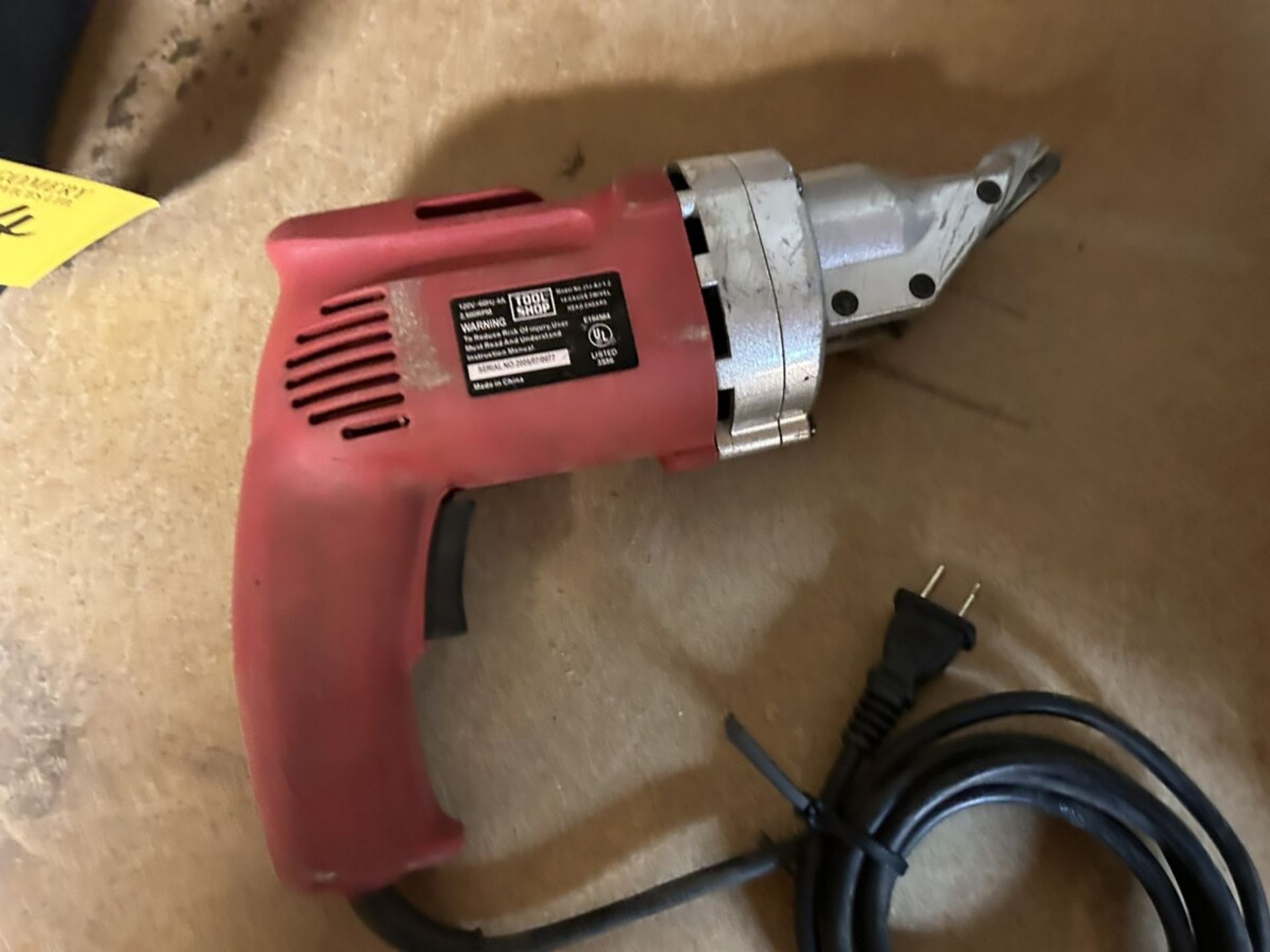 TOOL SHOP ELECTRIC SHEAR - Image 4 of 4