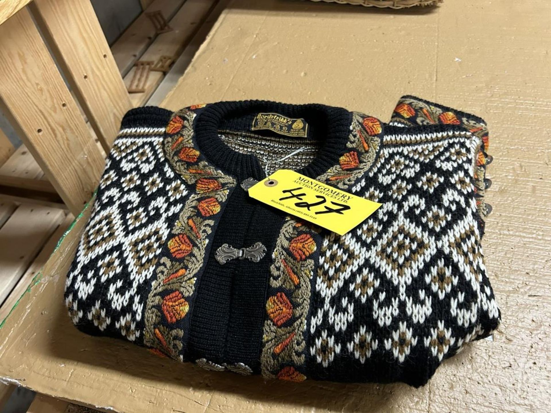 NORWEGIAN VIRGIN WOOL SWEATER