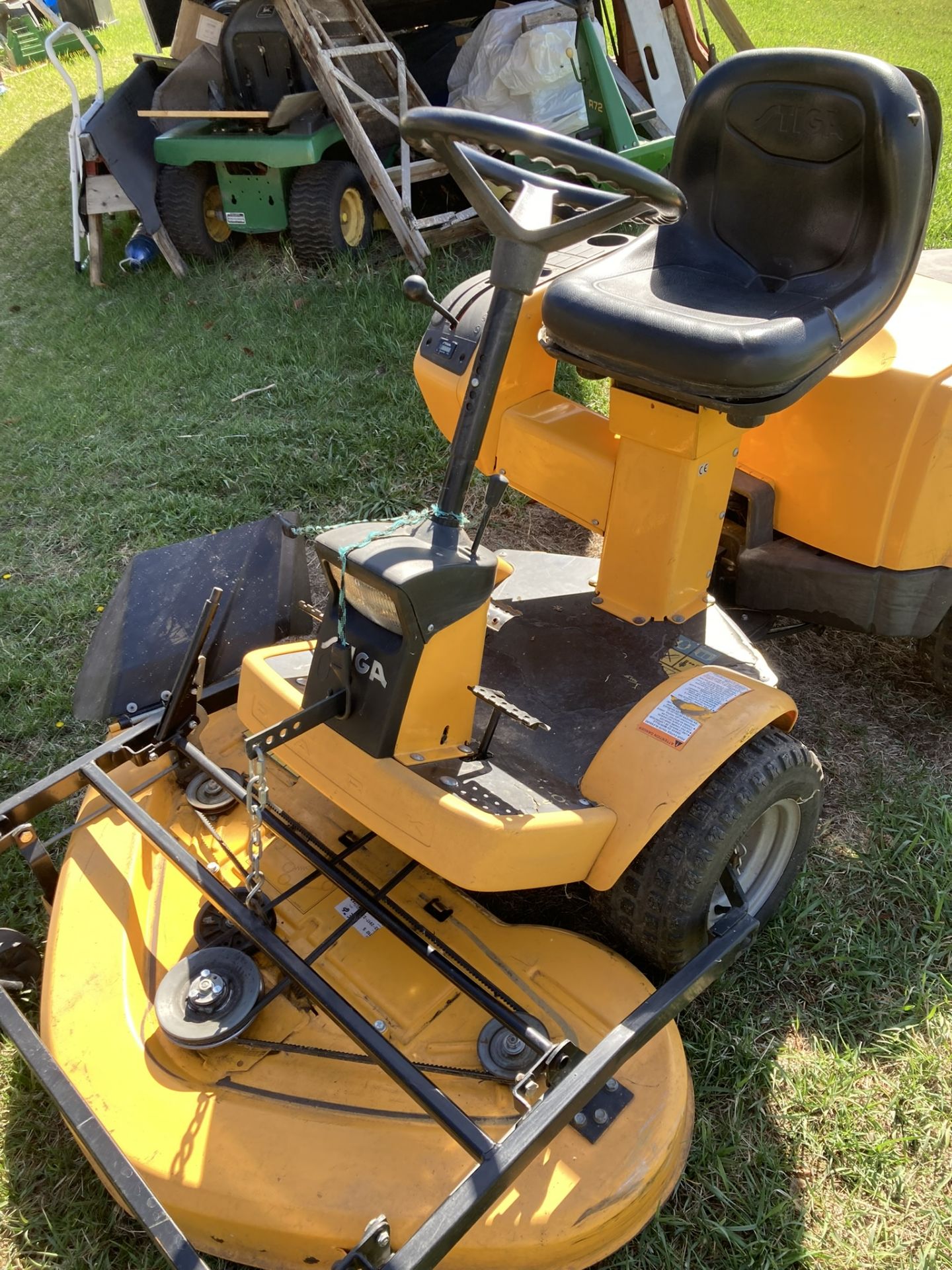 STIGA PARK PRESIDENT AWD ARTICULATING FRONT MOUNT MOWER - Image 4 of 4