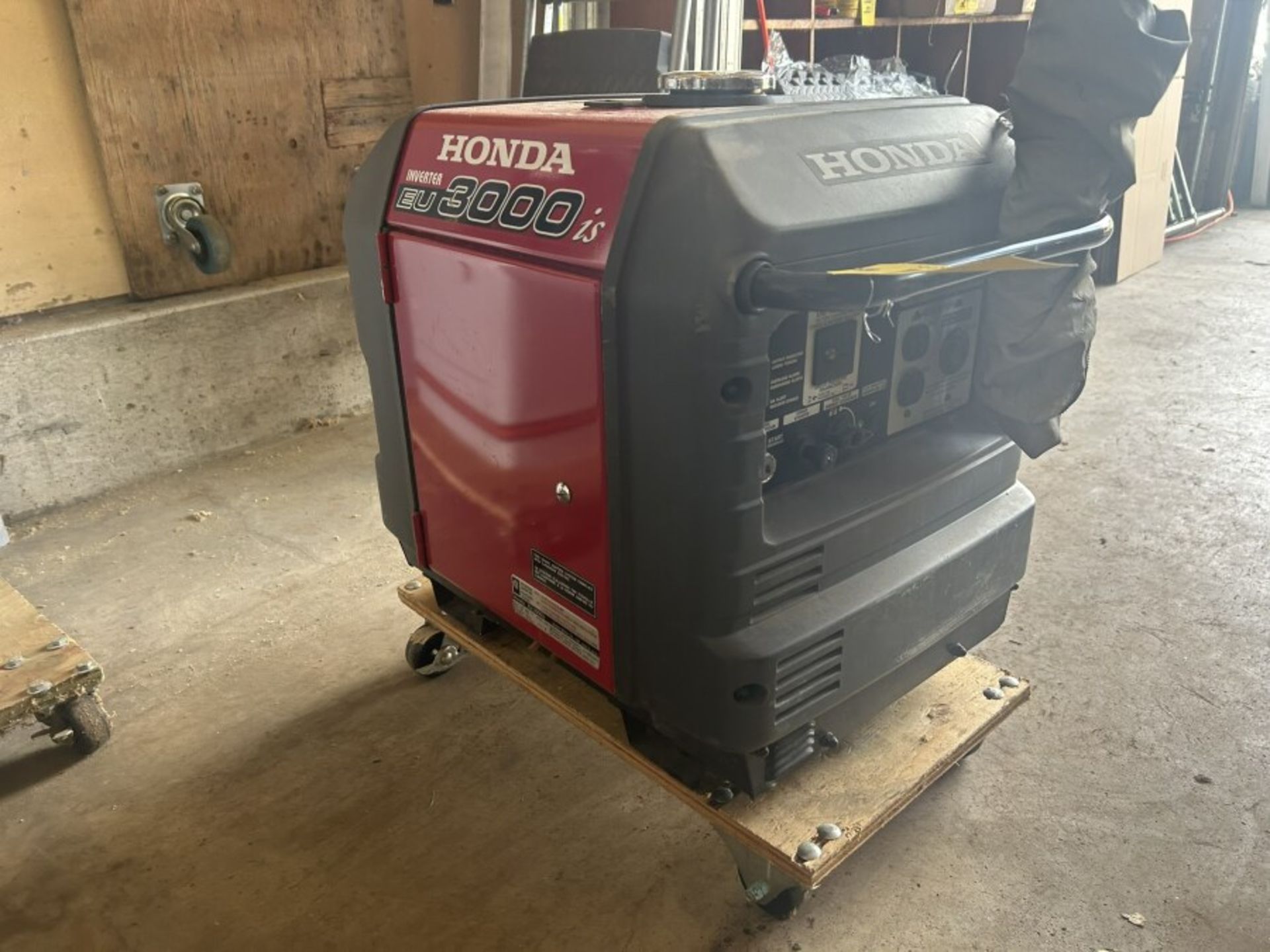 HONDA EU3000 IS INVERTOR GEN SET