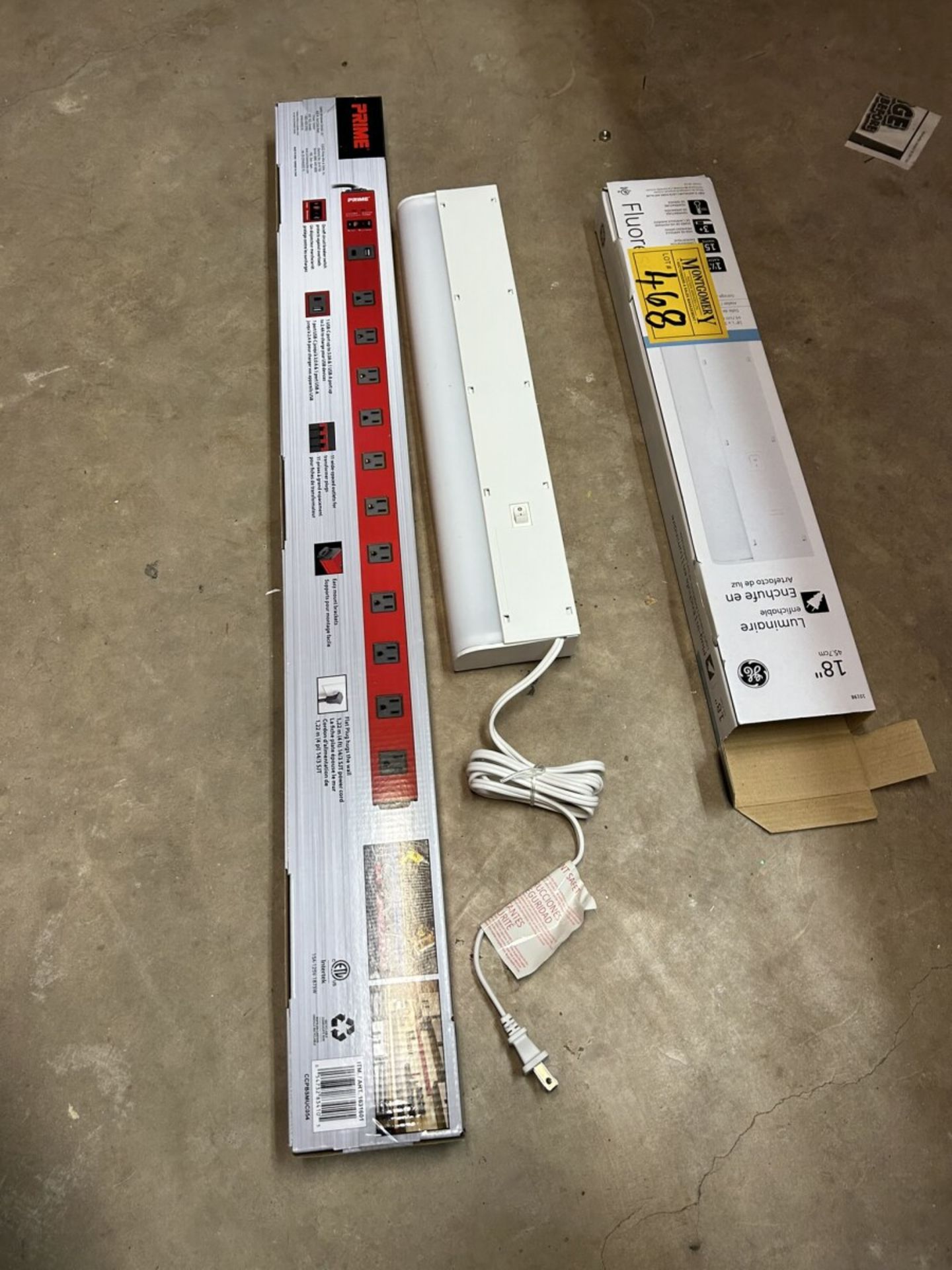 PRIME CONTRACTORS GRADE SURGE STRIP W/18" PLUG-IN LIGHT - Image 3 of 3