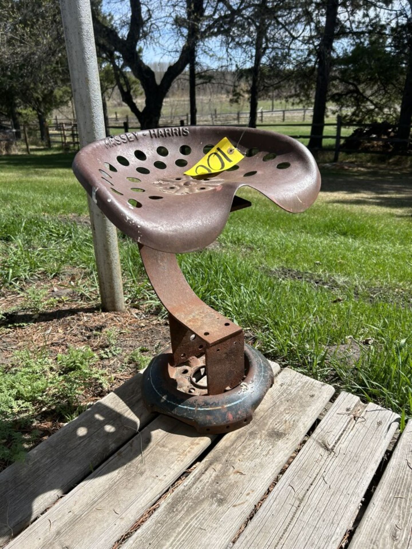 ANTIQUE IMPLEMENT SEAT - Image 2 of 5
