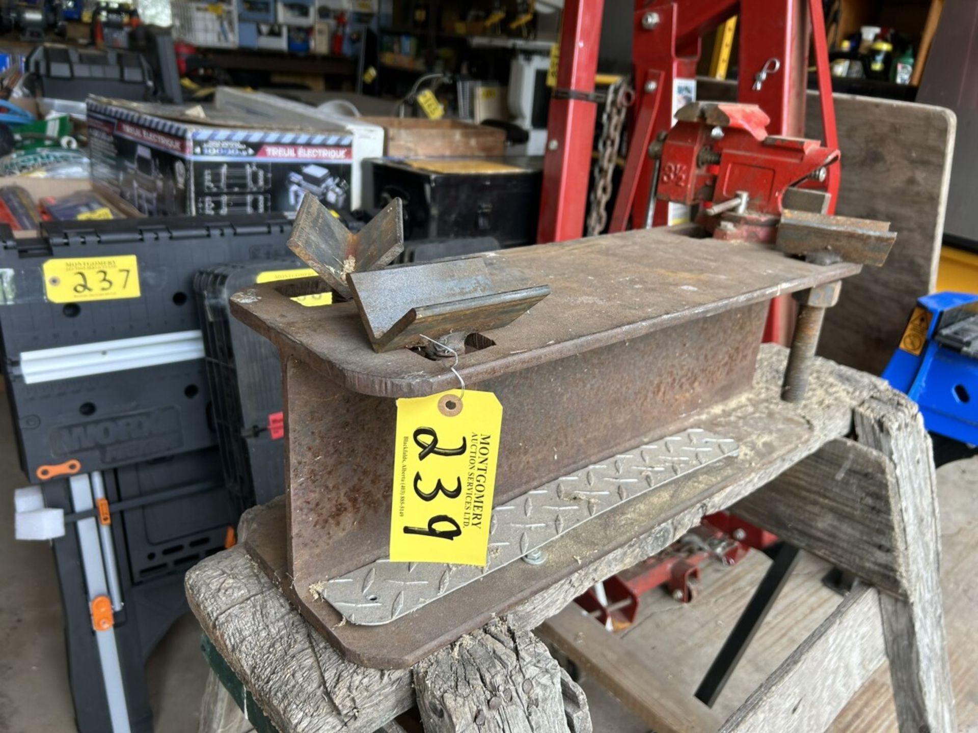 SHOP BUILT WORK STAND W/ SWIVEL VISE - Image 2 of 6