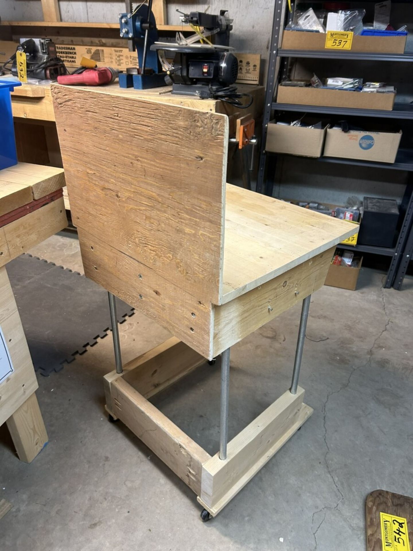 SHOP BUILT ROLLING CART/TABLE W/RECORD QUICK VISE 20X20X28 - Image 5 of 6