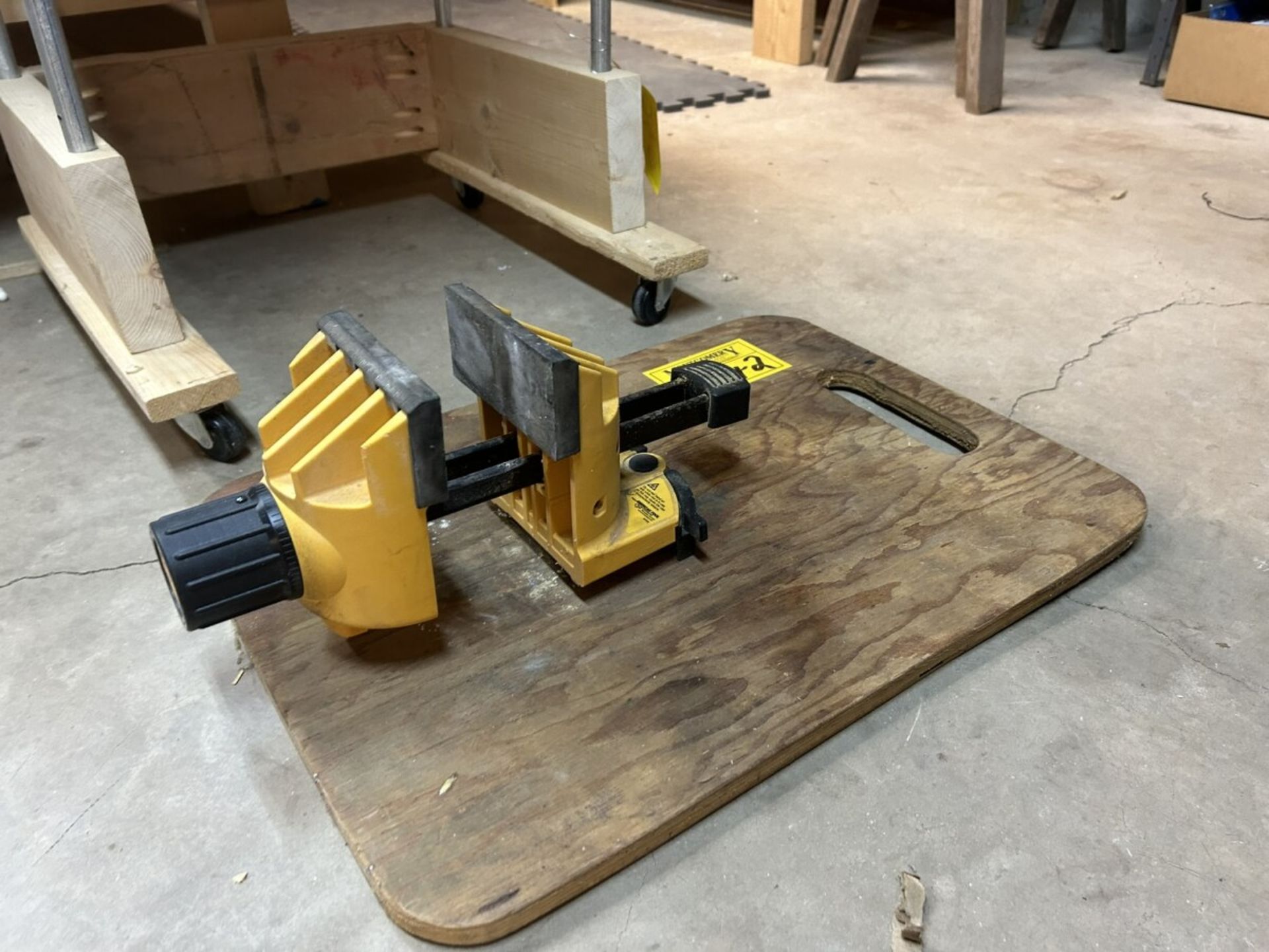 SHOP BUILT ROLLING CART/TABLE W/RECORD QUICK VISE 20X20X28 - Image 3 of 6