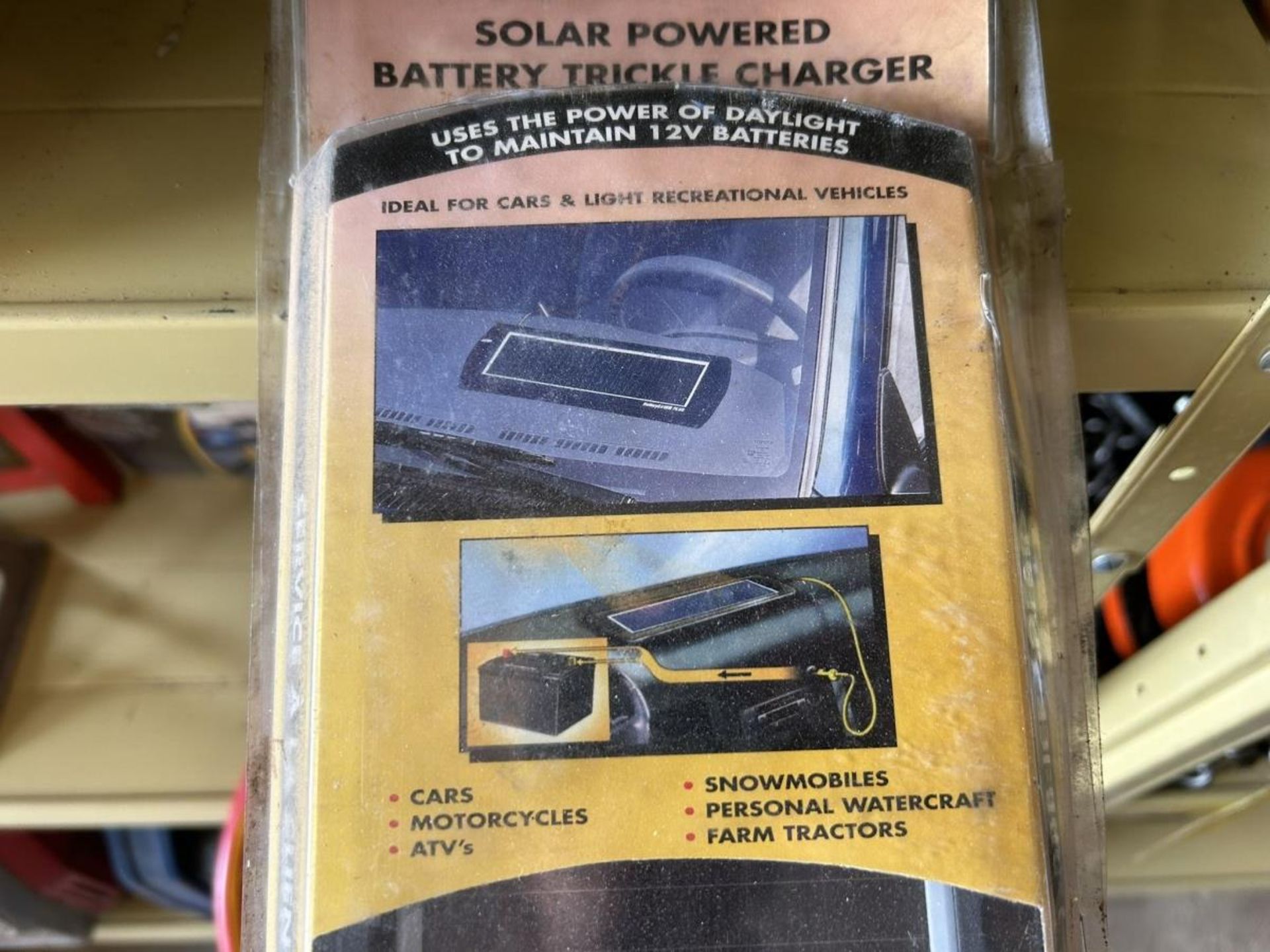 SOLAR BATTERY CHARGER - Image 2 of 2