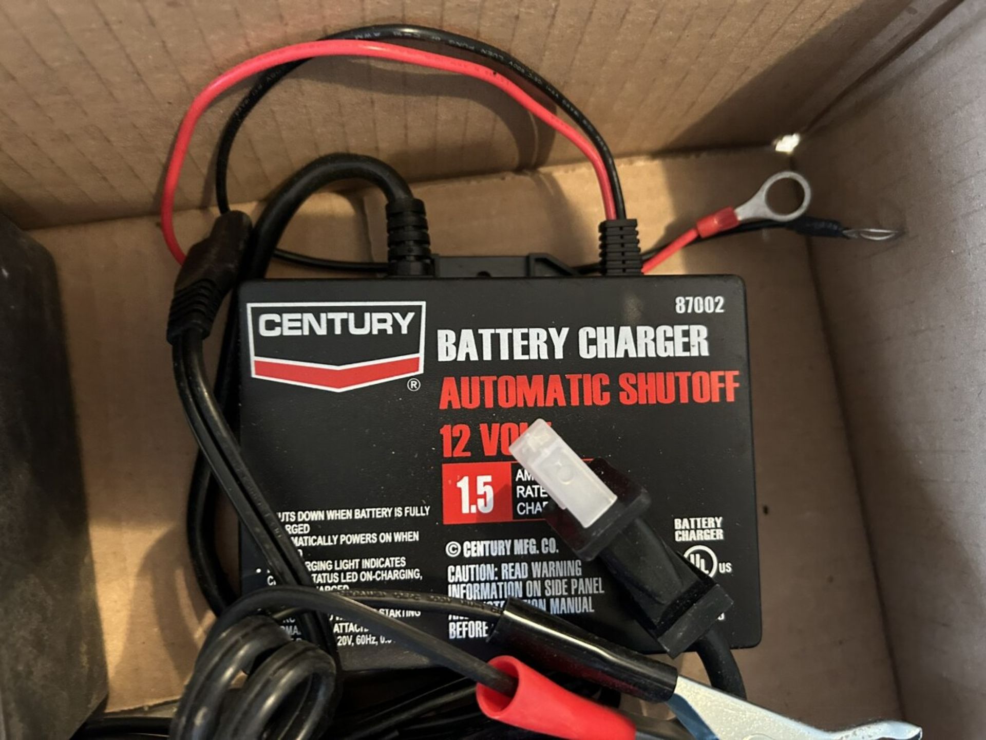 CENTURY TRICKLE BATTERY CHARGERS - Image 3 of 5