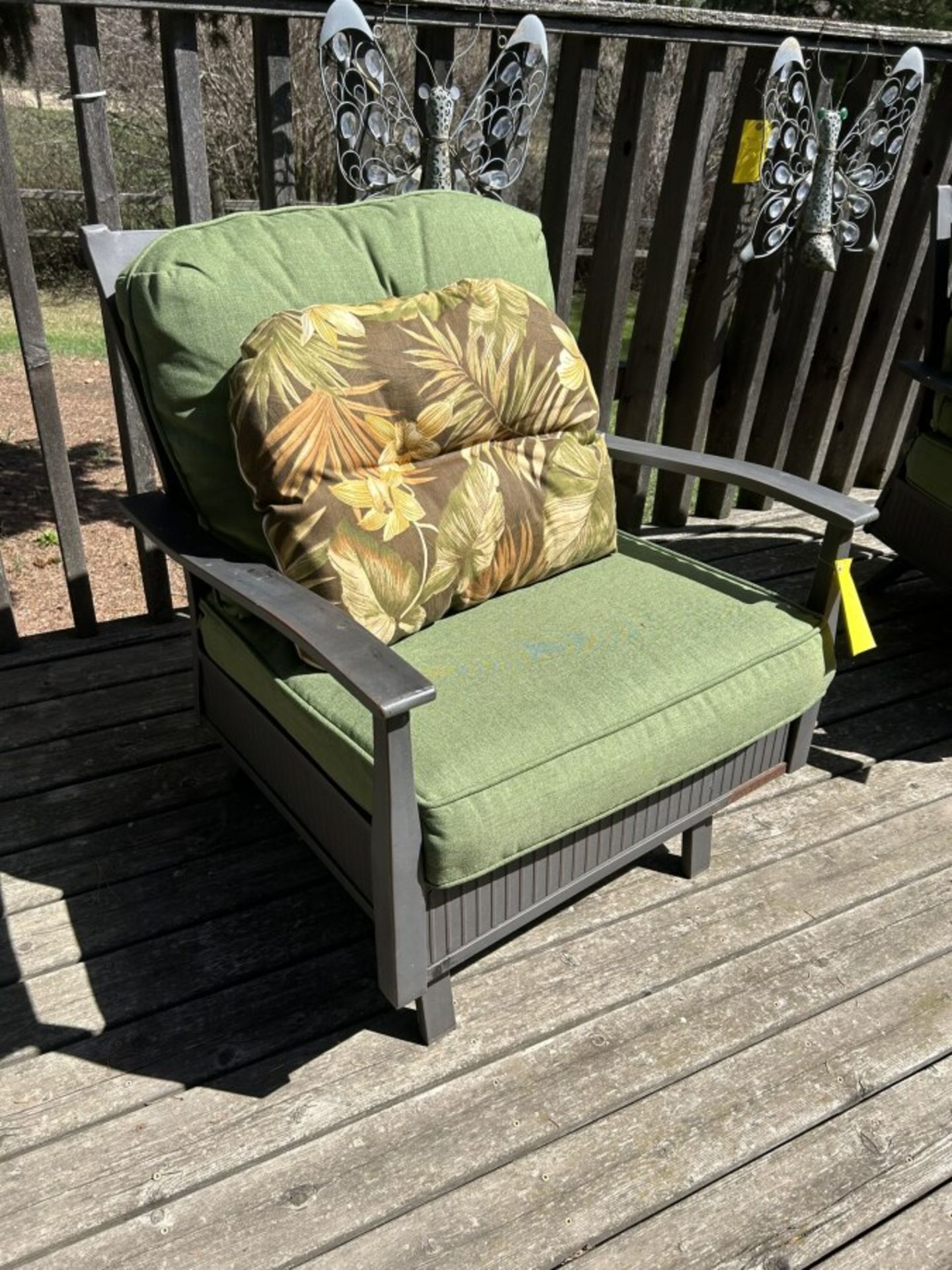 2 - PATIO CHAIRS W/GREEN CUSHIONS - Image 2 of 5