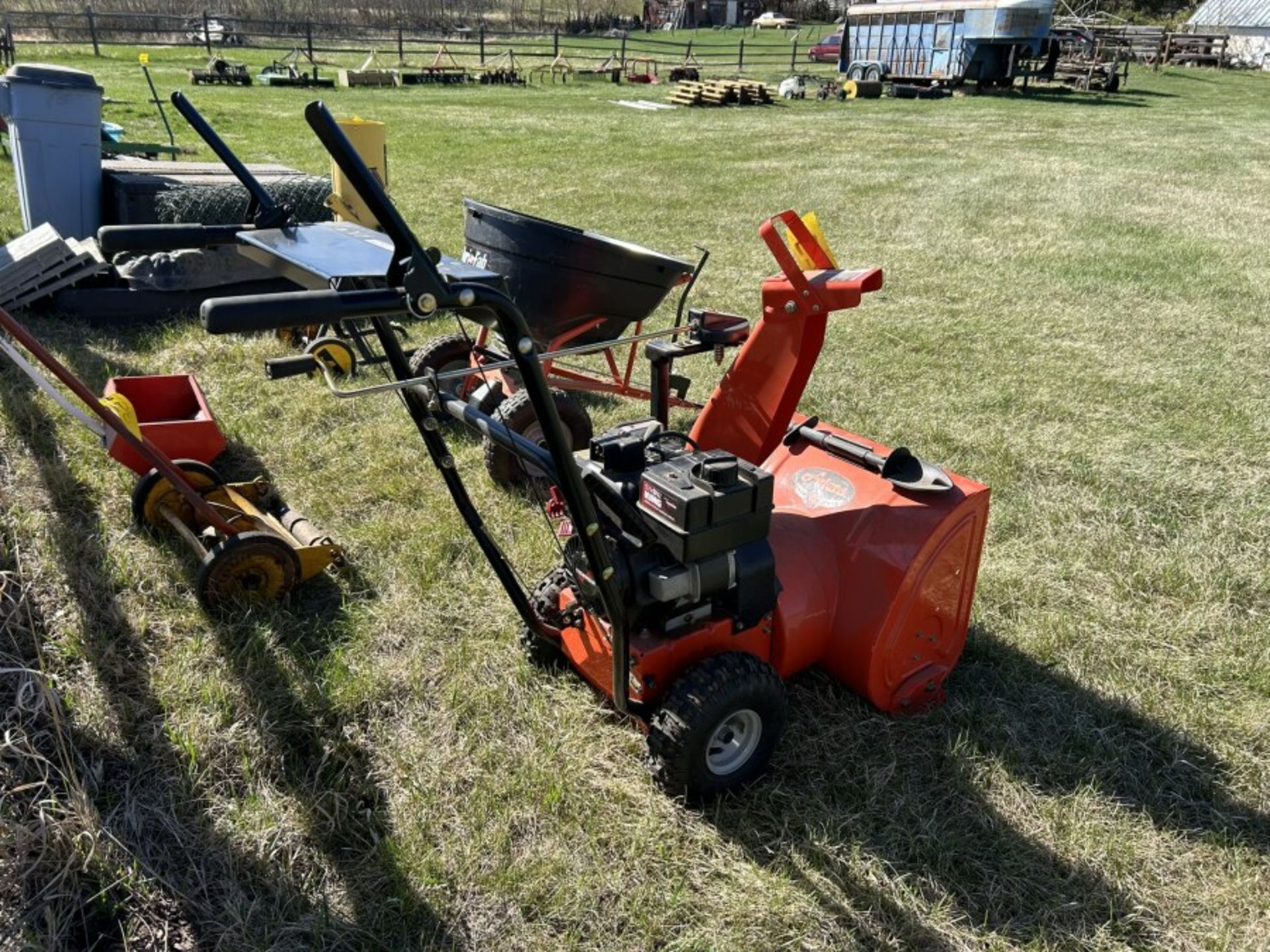 ARIENS 520 SNOW BLOWER W/ ELEC. START S/N 020372 - Image 3 of 6