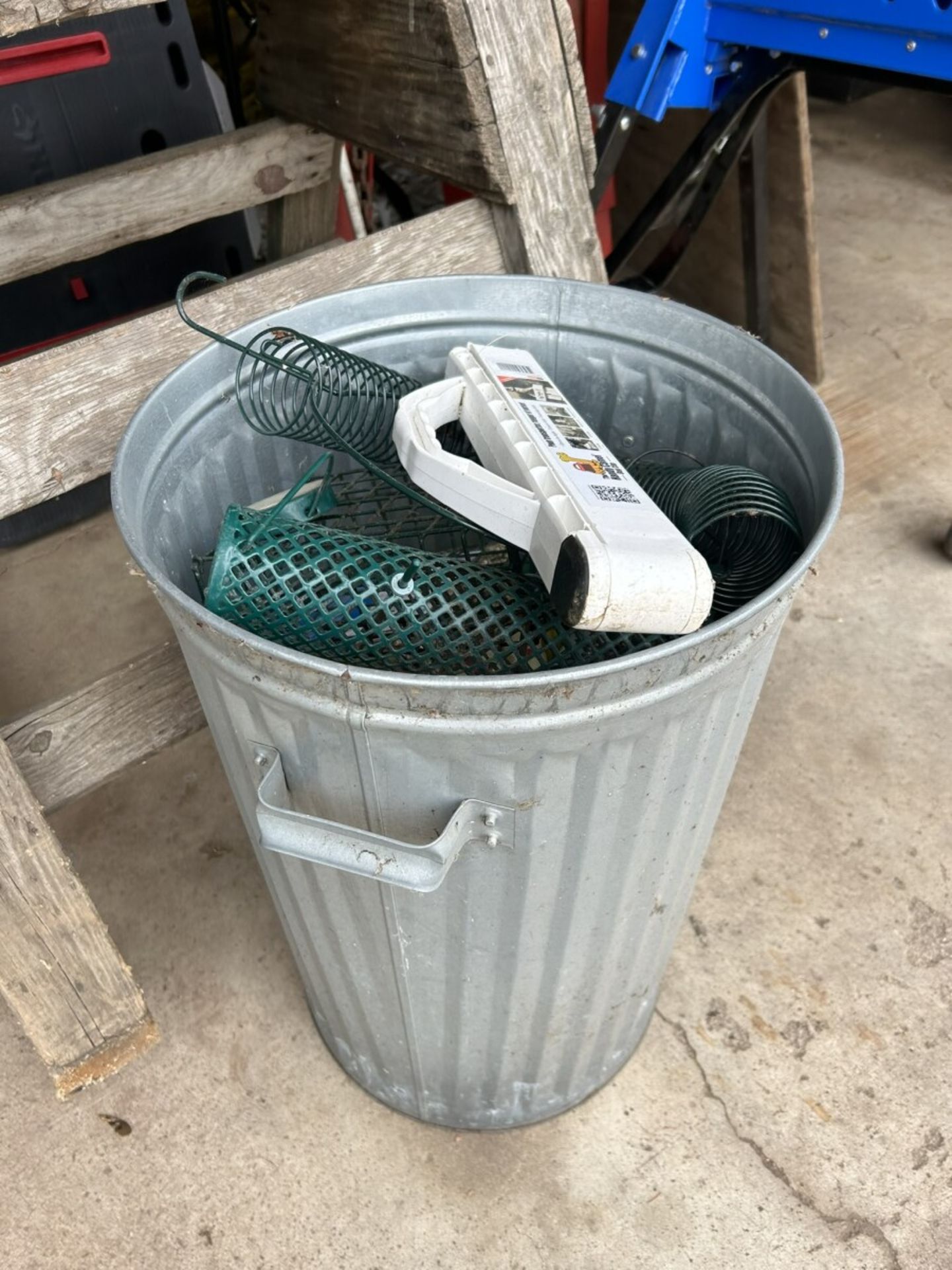 GALVANIZED METAL GARBAGE CAN