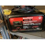 MOTOMASTER AUTOMATIC BATTERY CHARGER