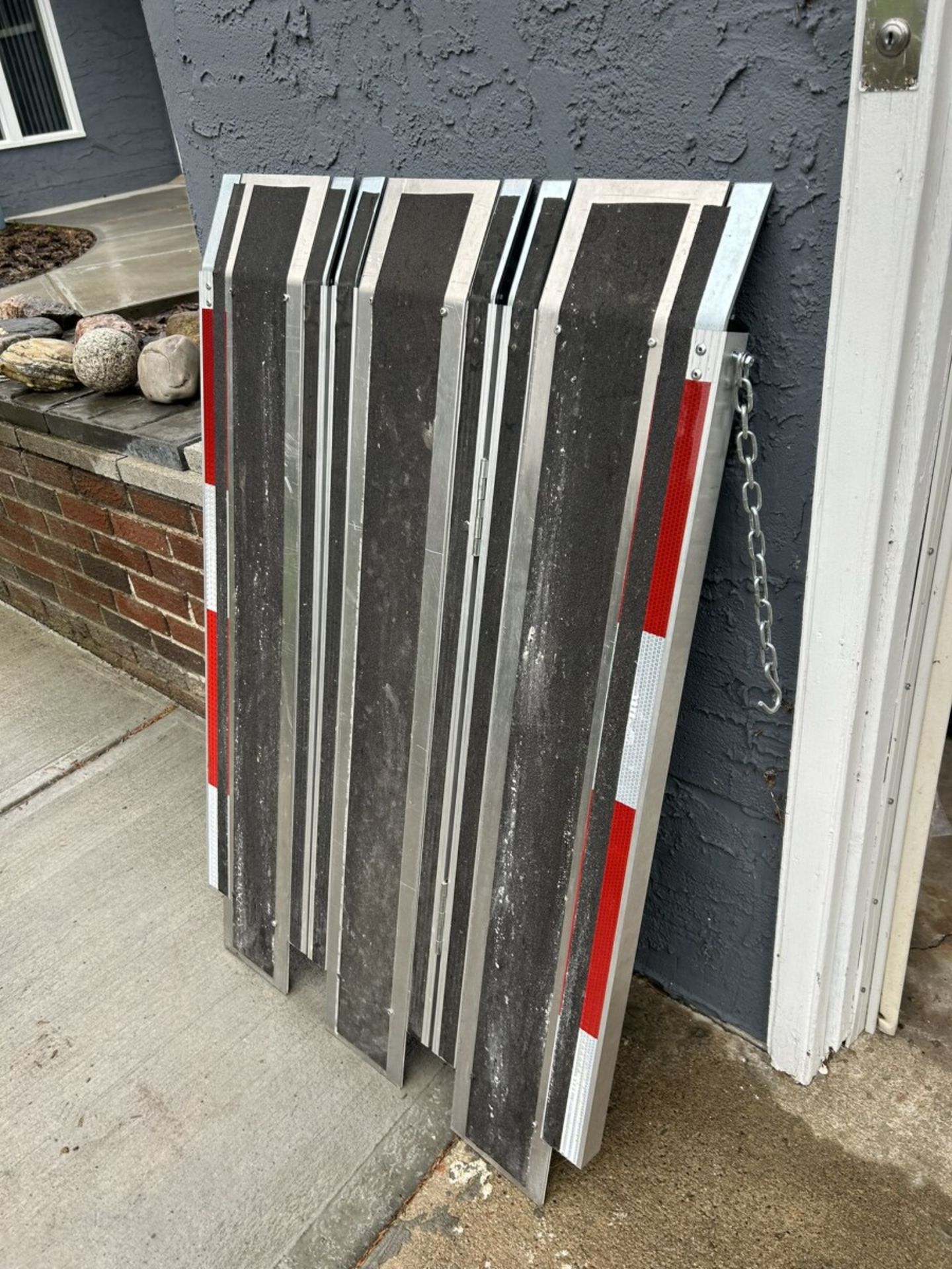 36" TRI-FOLD STEEL RAMP