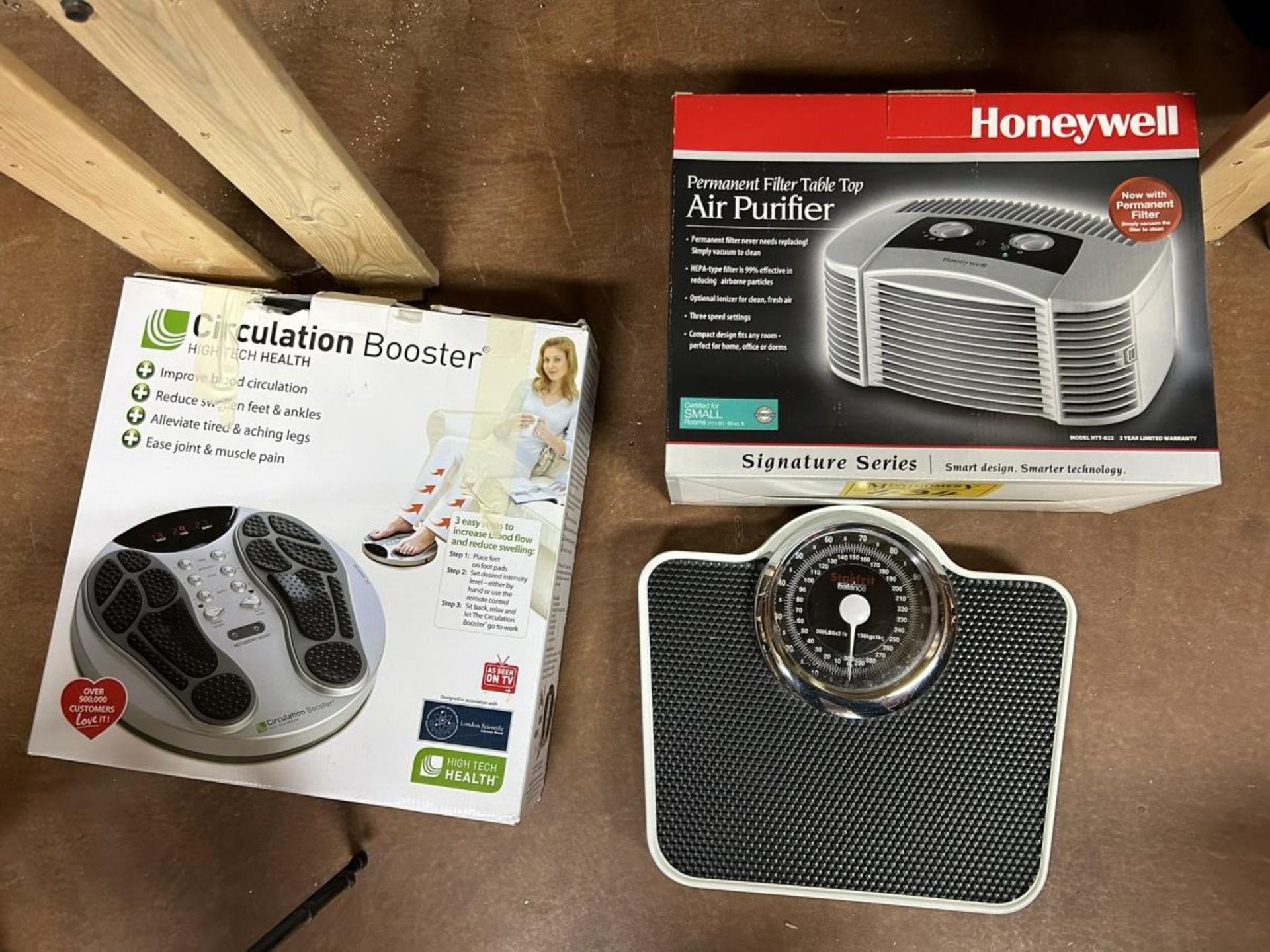 WEIGH SCALE, HONEYWELL AIR PURIFIER & CIRCULATION BOOSTER - Image 3 of 6