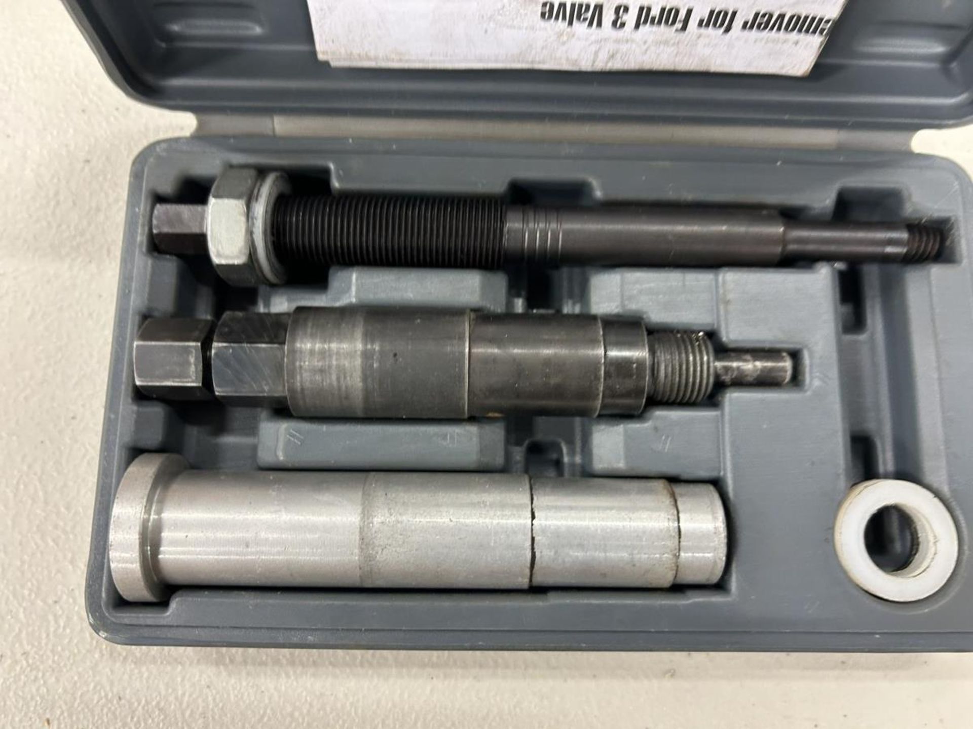 POWER FIST SPARK PLUG TOOL SET W/ PNEUMATIC SPARK PLUG CLEANER AND BROKEN SPARK PLUG REMOVER FOR - Image 2 of 8