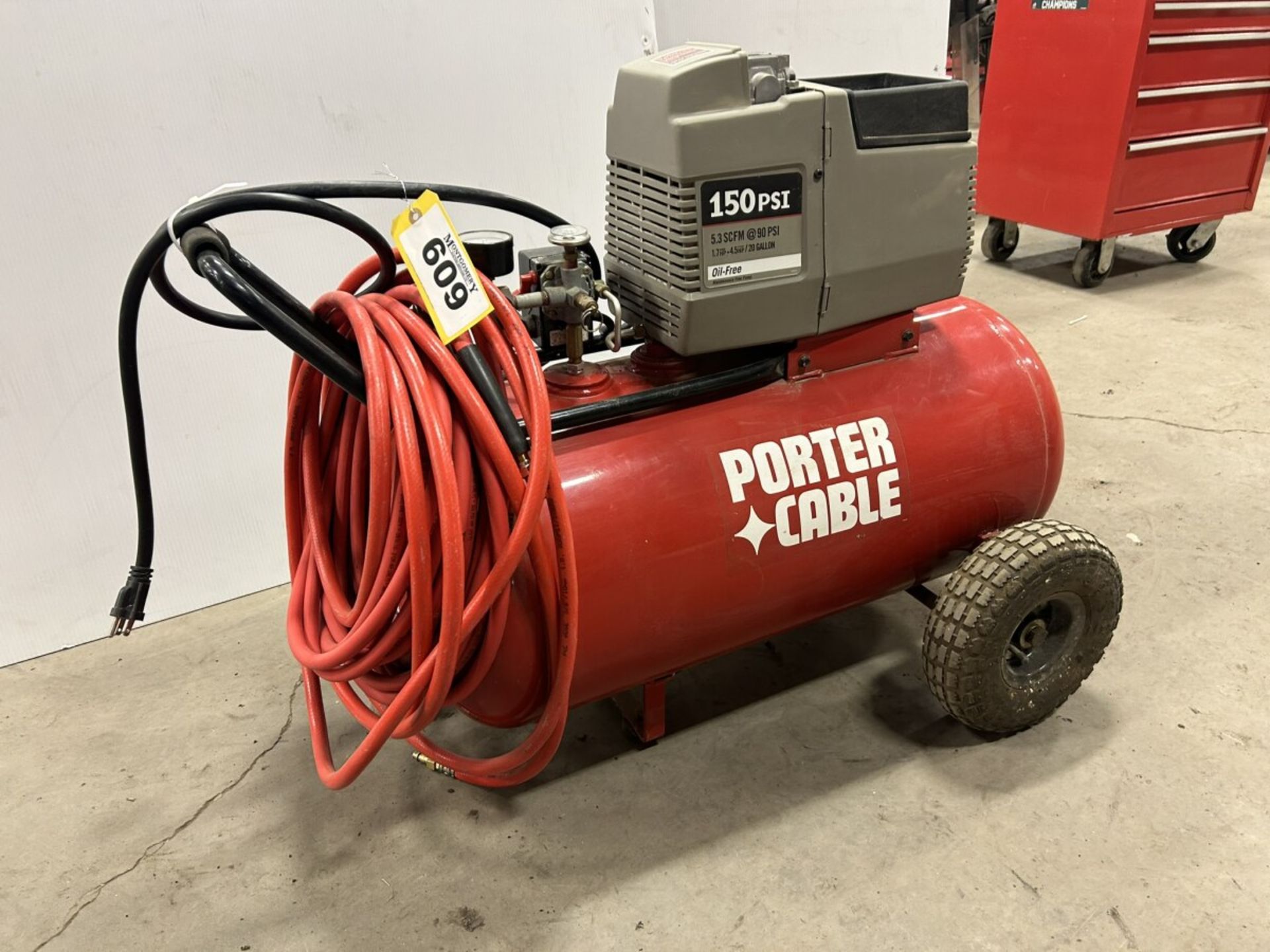 PORTER CABLE 150 PSI AIR COMPRESSOR W/ AIR HOSE - Image 2 of 7