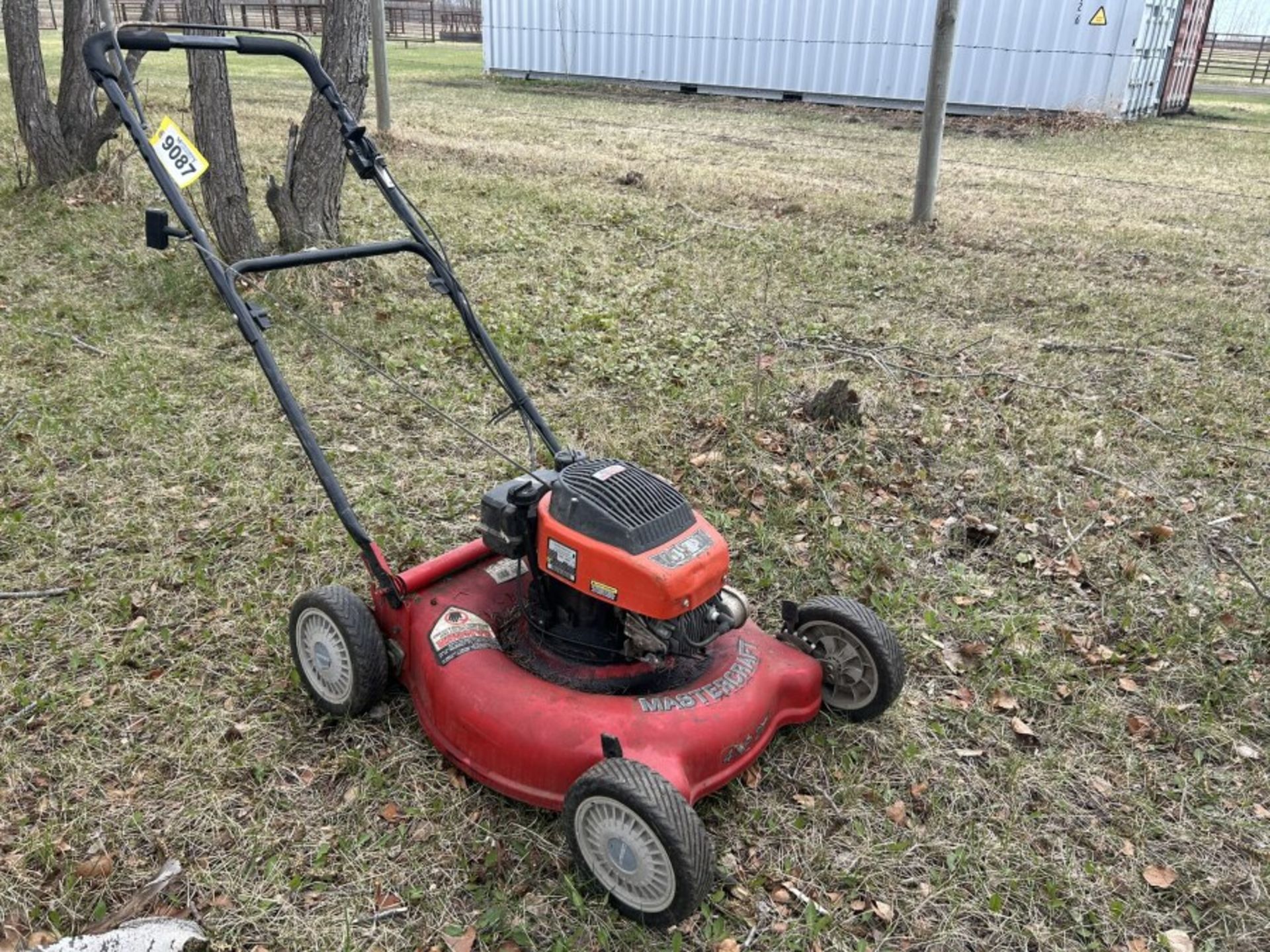 MASTERCRAFT 4 HP 21 IN PUSH LAWN MOWER - Image 3 of 8