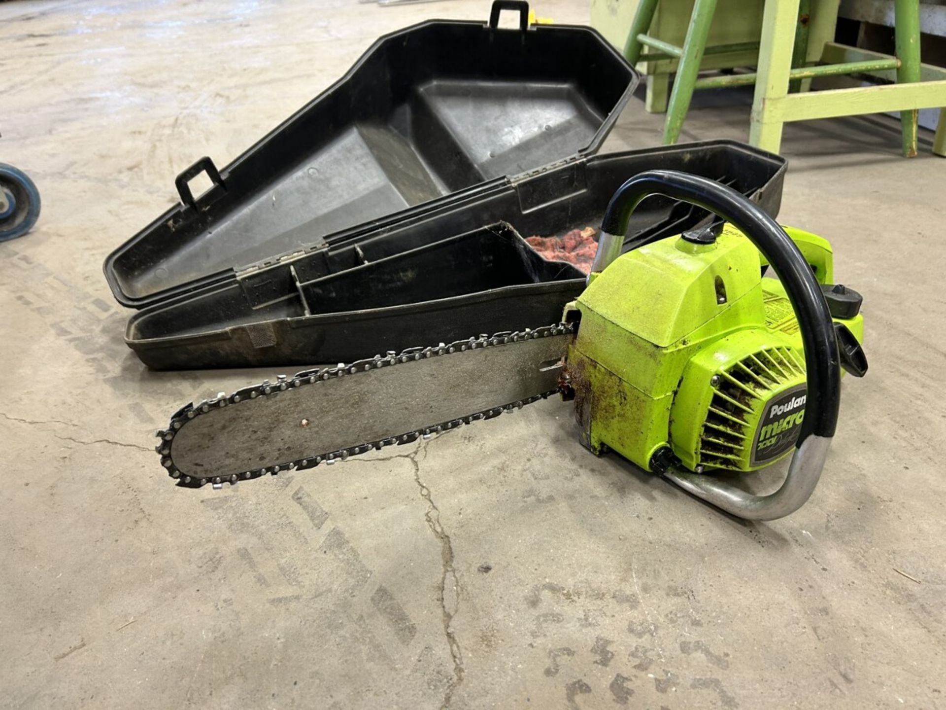POULAN MICRO XXV DELUXE CHAIN SAW - Image 2 of 11