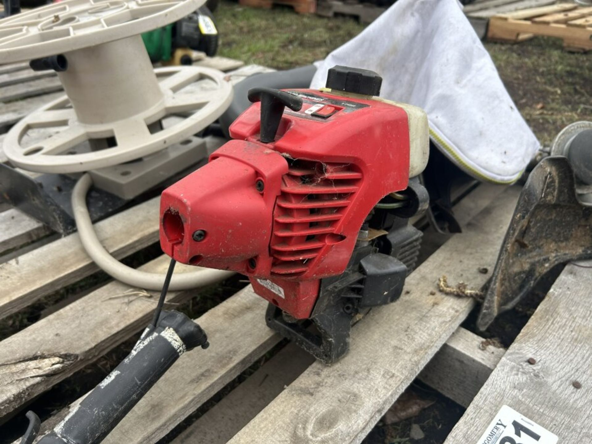 ASSORTED STRING TRIMMER PARTS AND GARDEN HOSE REEL - Image 3 of 3